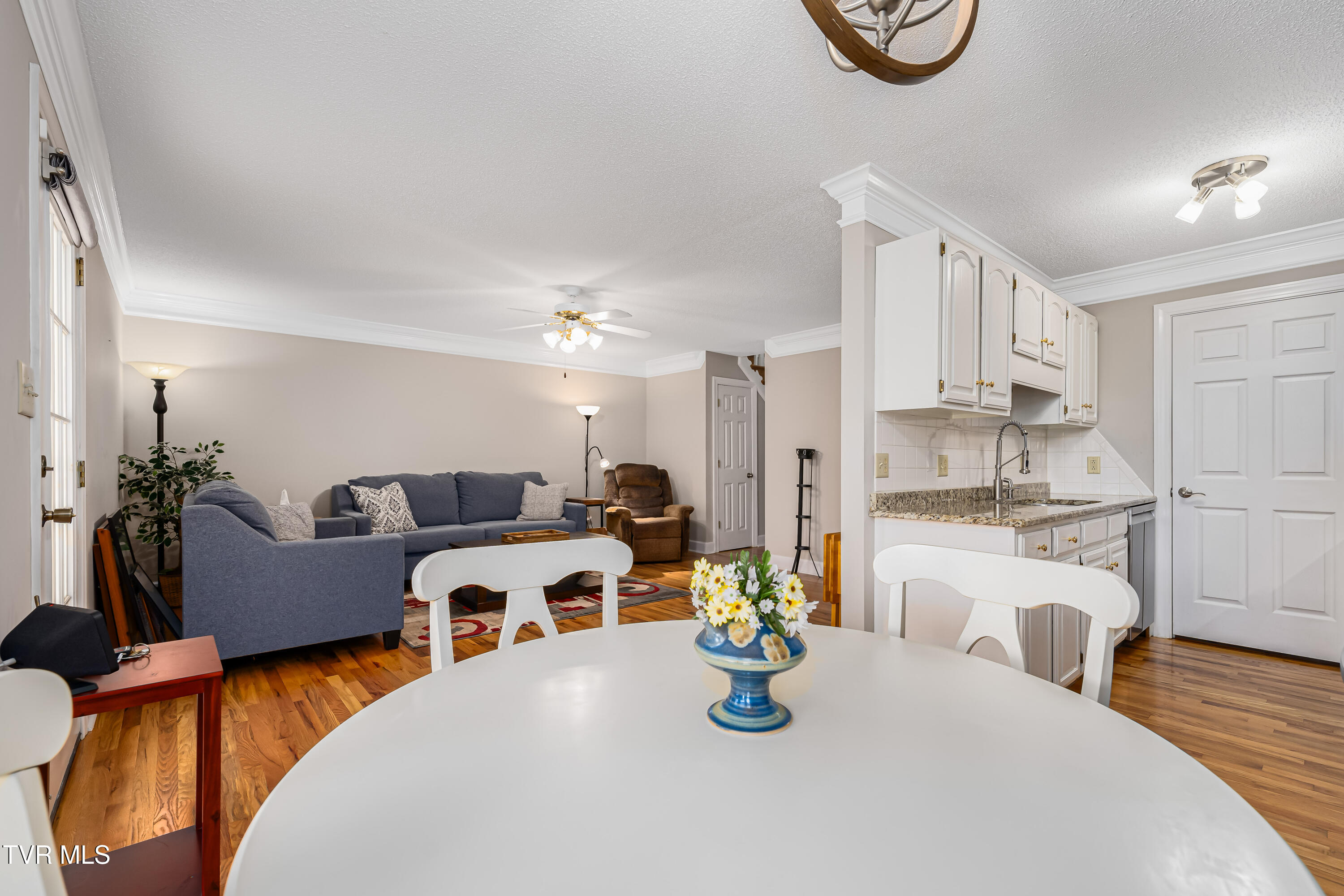 137 Eagle View Private Drive, 137