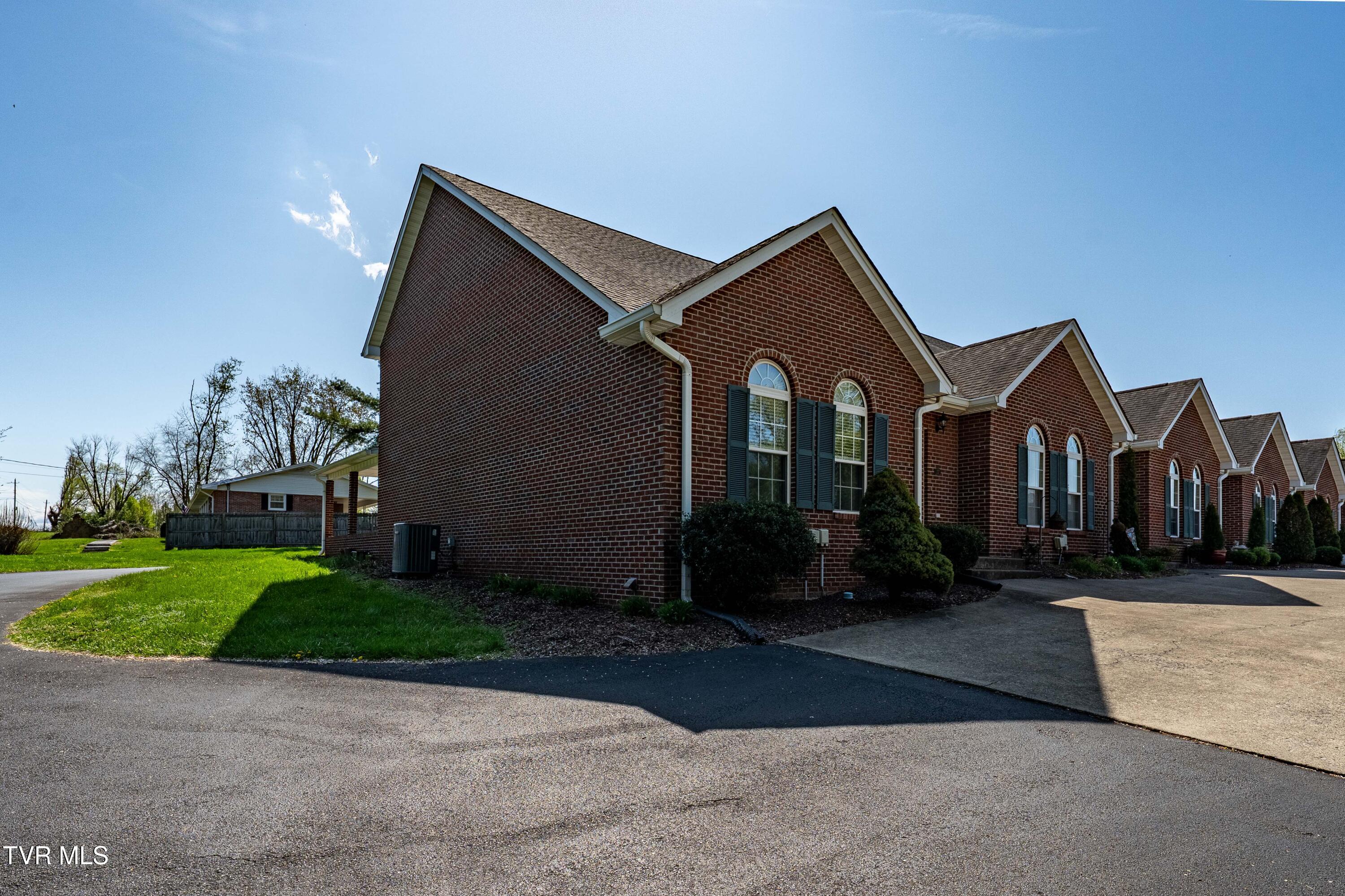 137 Eagle View Private Drive, 137