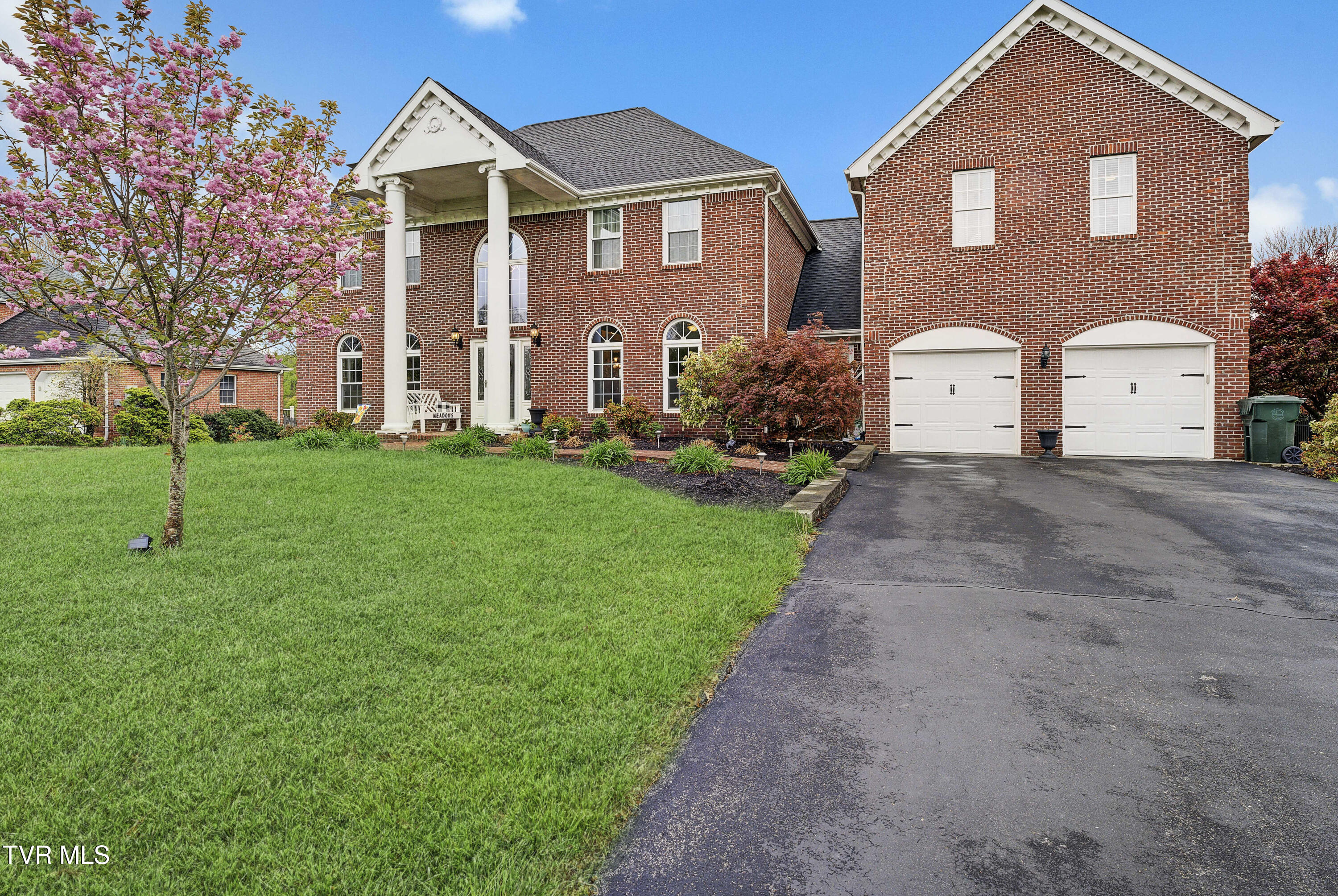 3013 Moss Creek Drive