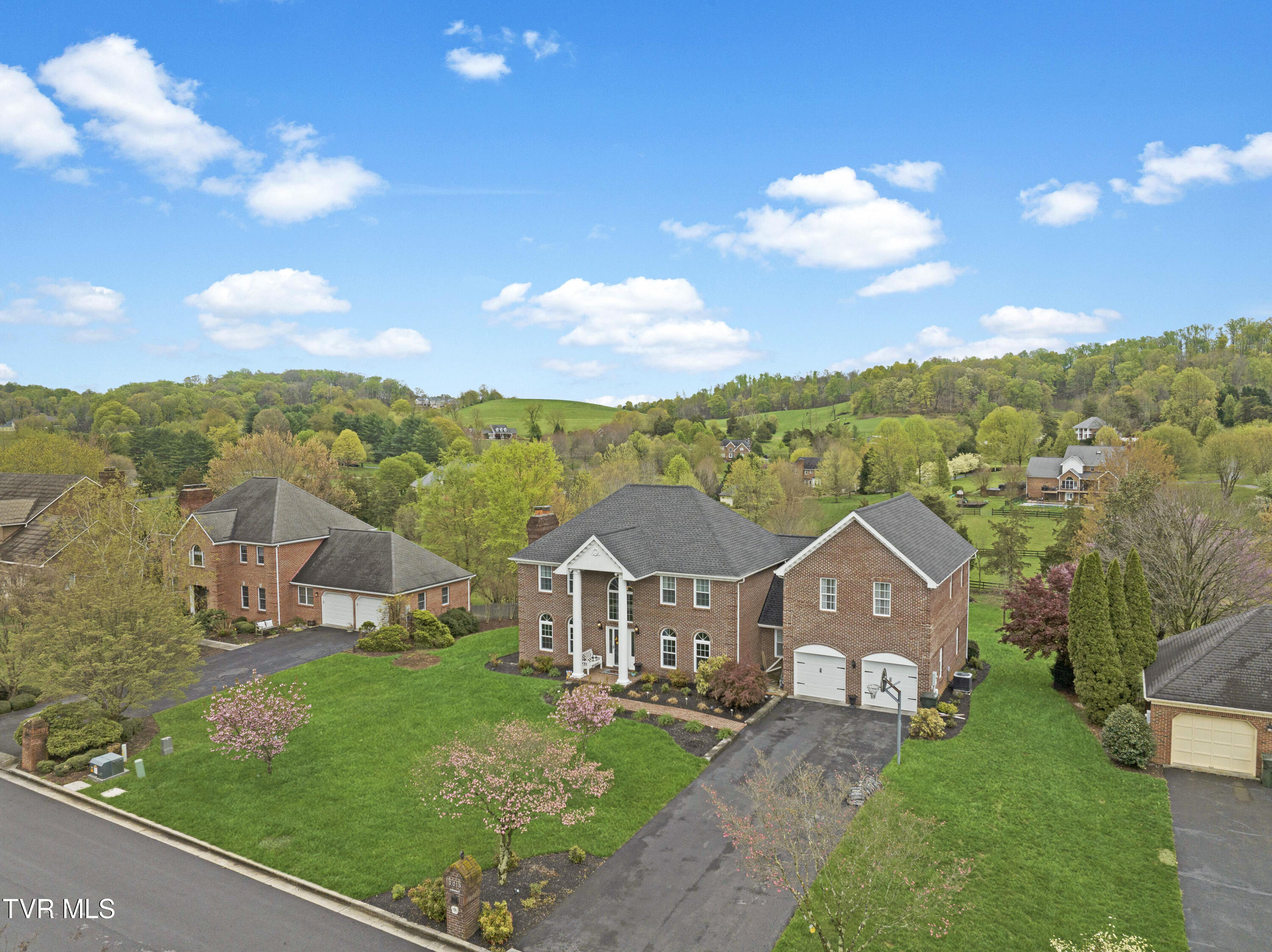 3013 Moss Creek Drive