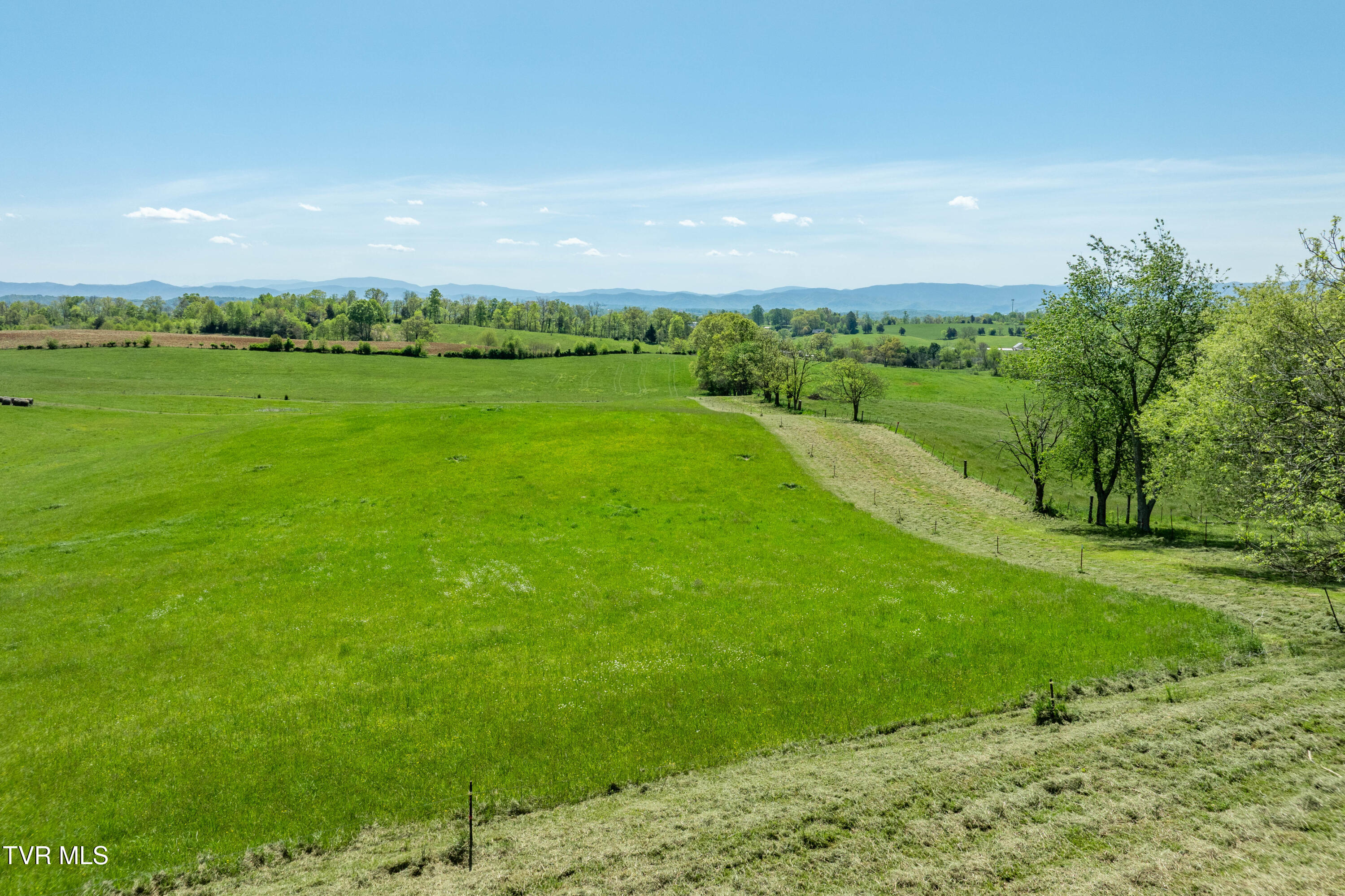 Tract 17 Saylor Hill Road