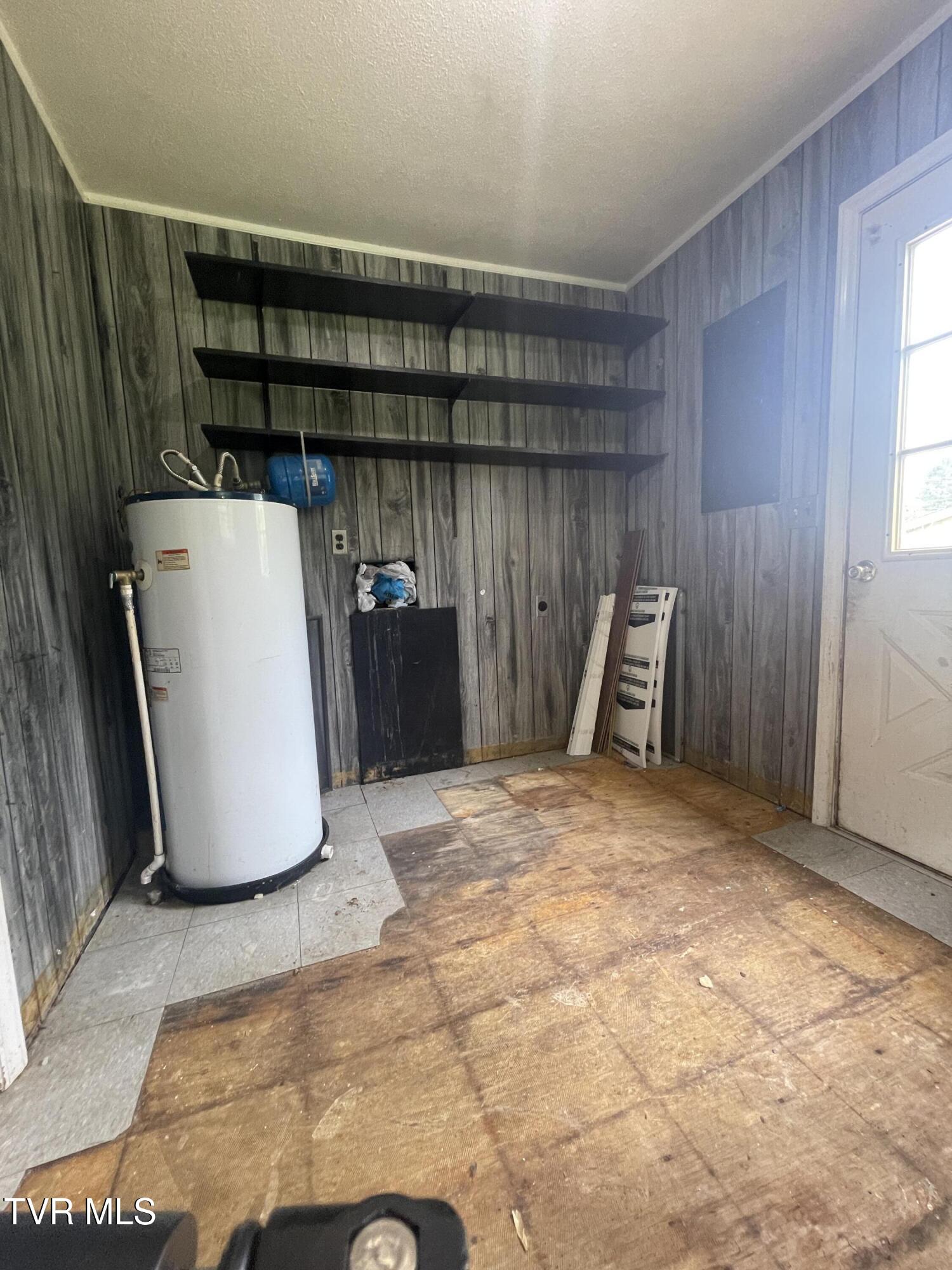2709 Oak Cliff Court