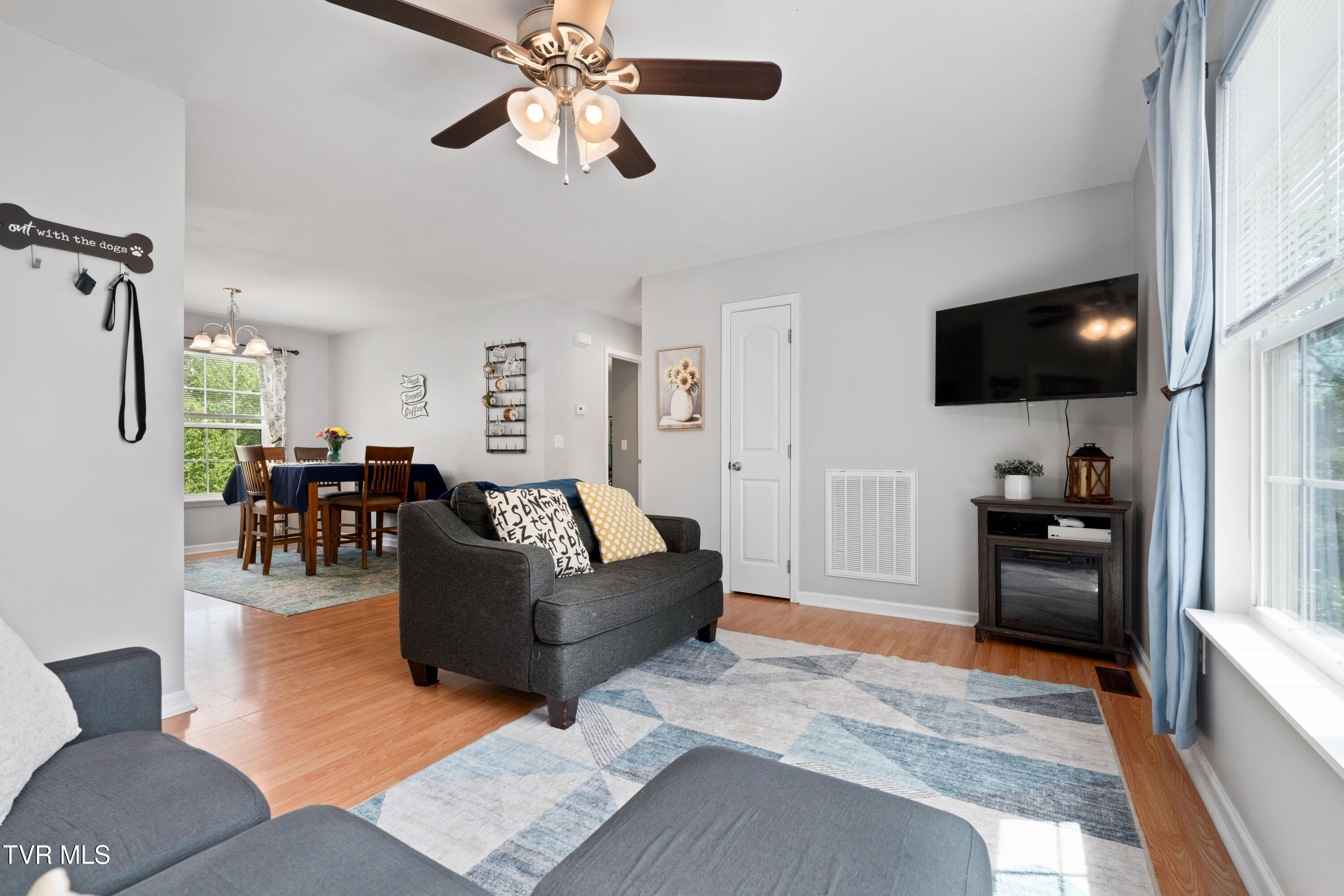 1306 Greenlee Drive