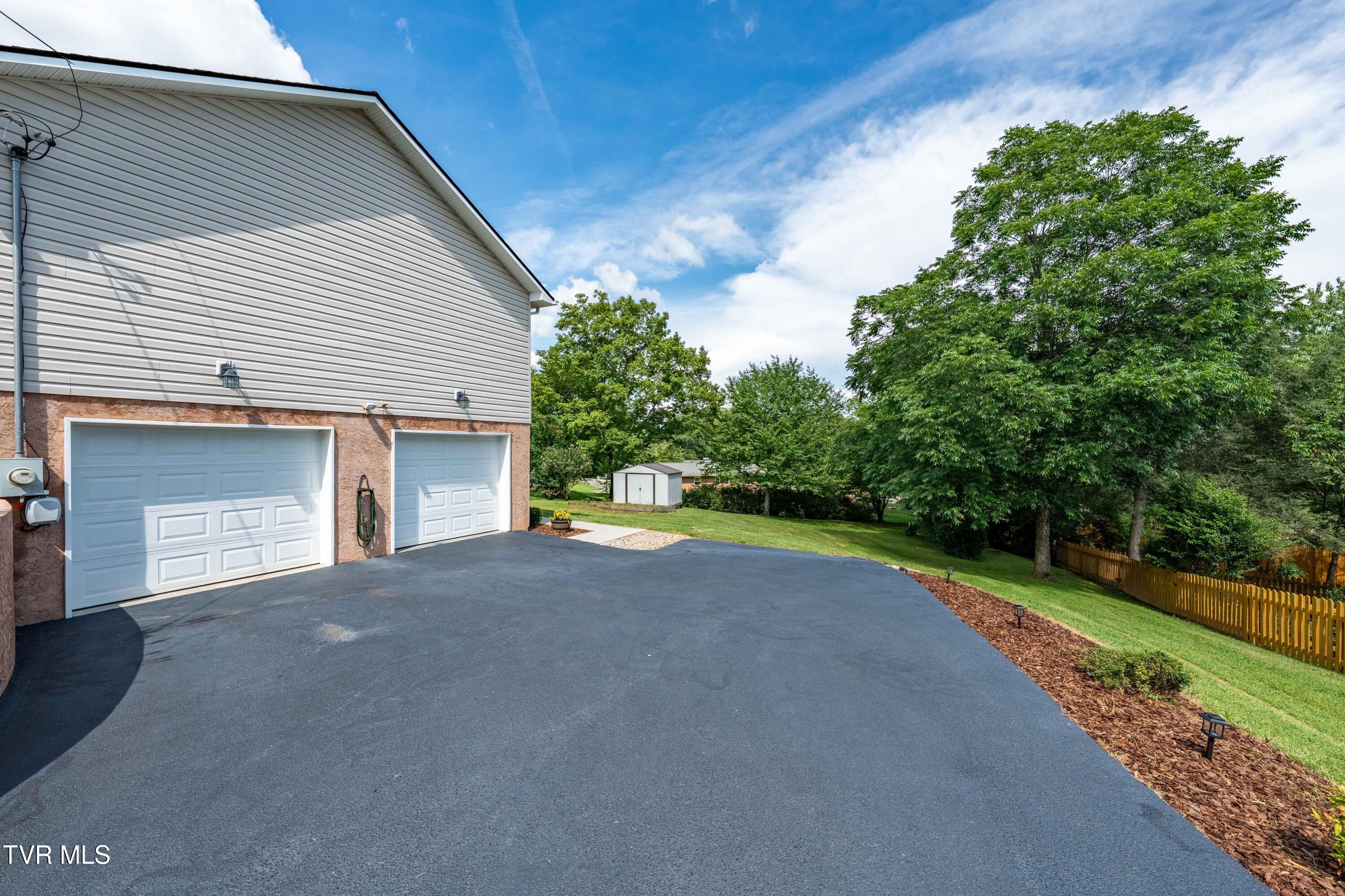 1306 Greenlee Drive