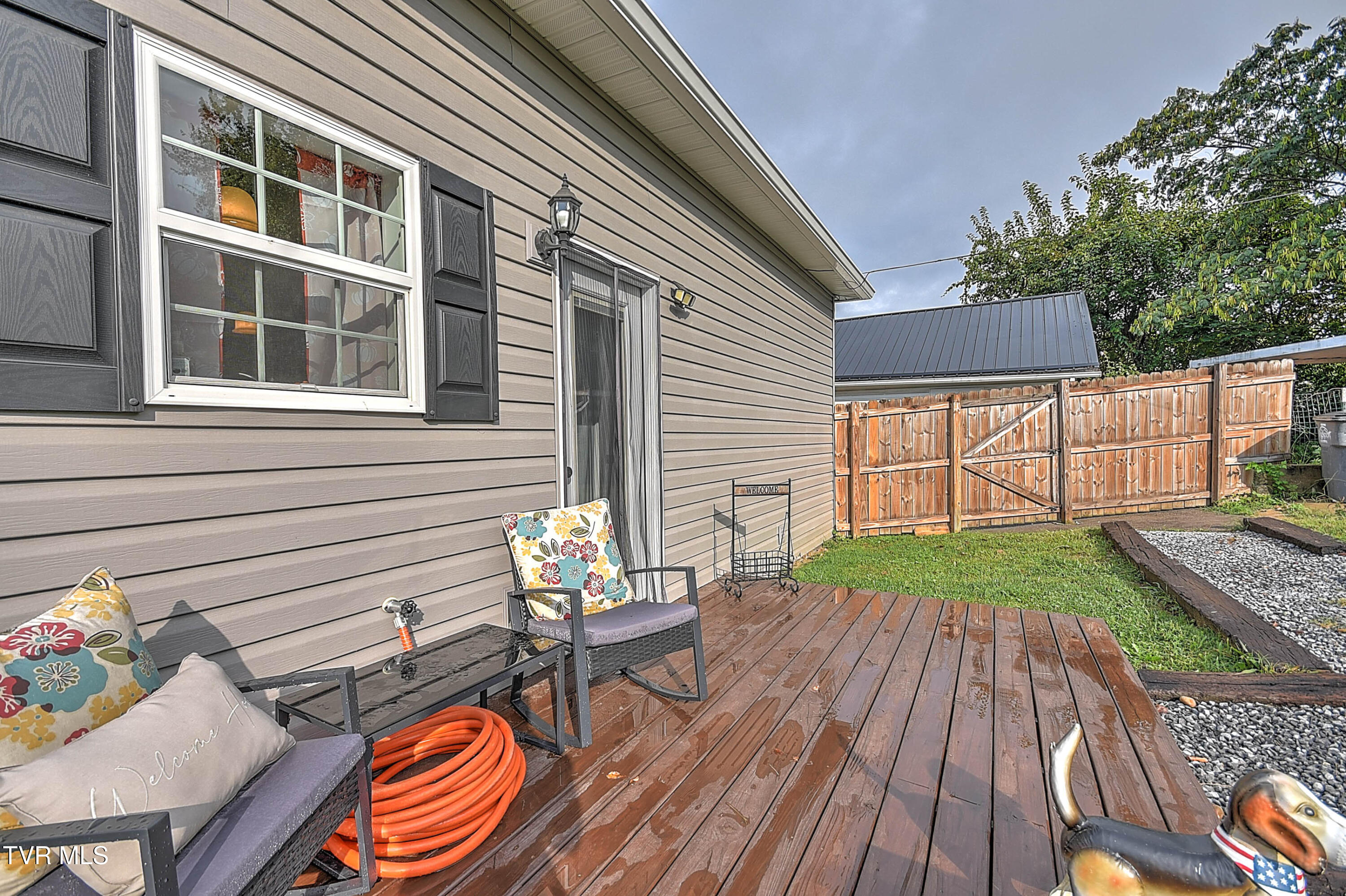 1005 Maple Street