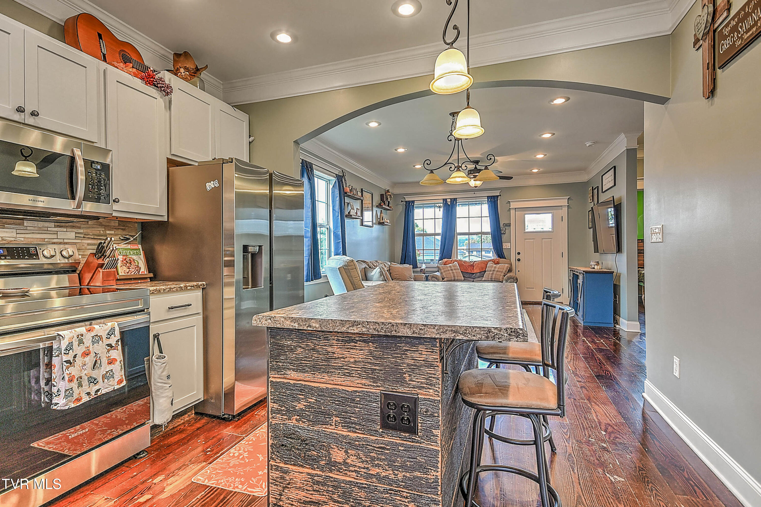 1005 Maple Street