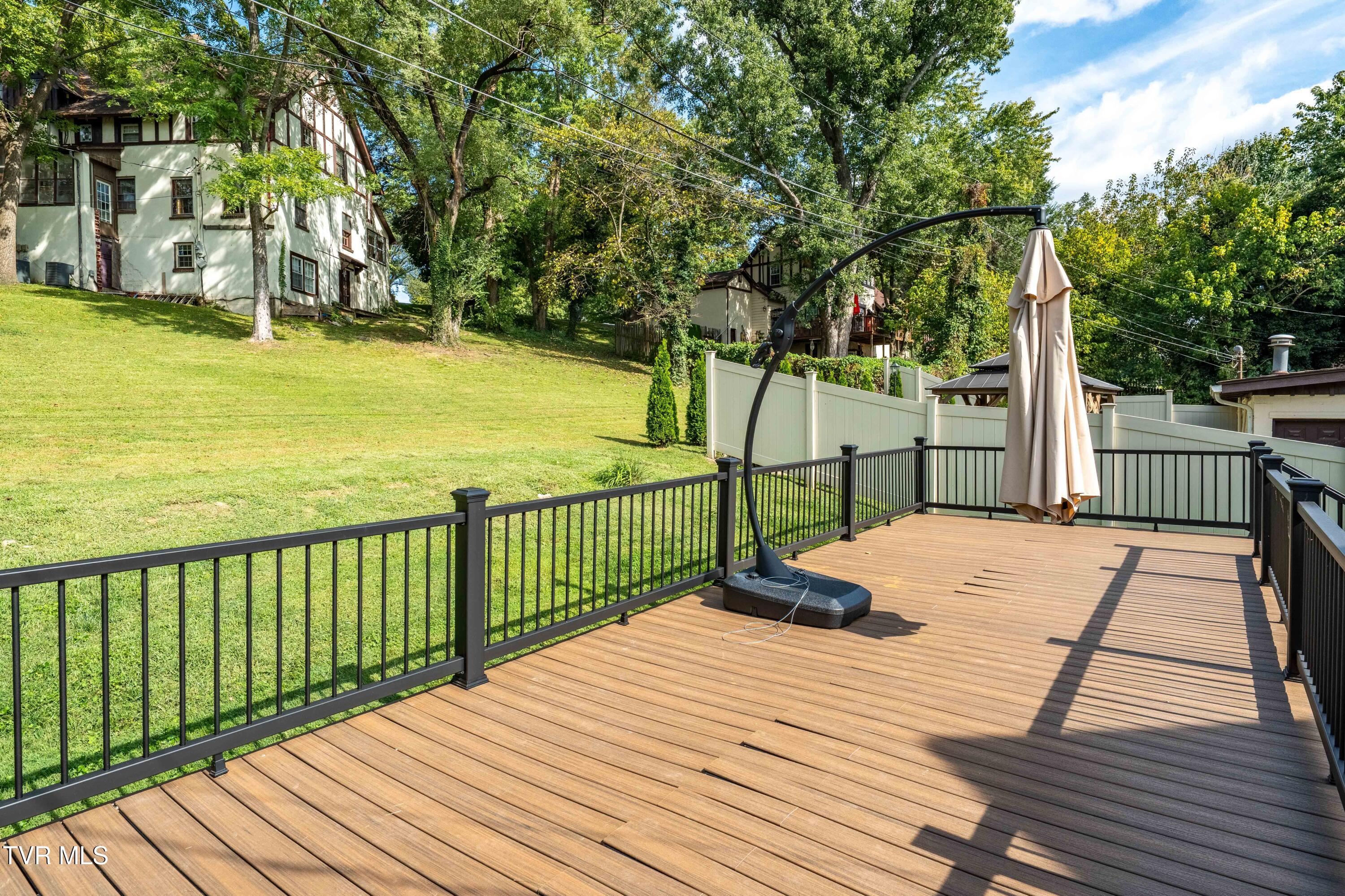 438 West Sullivan Street