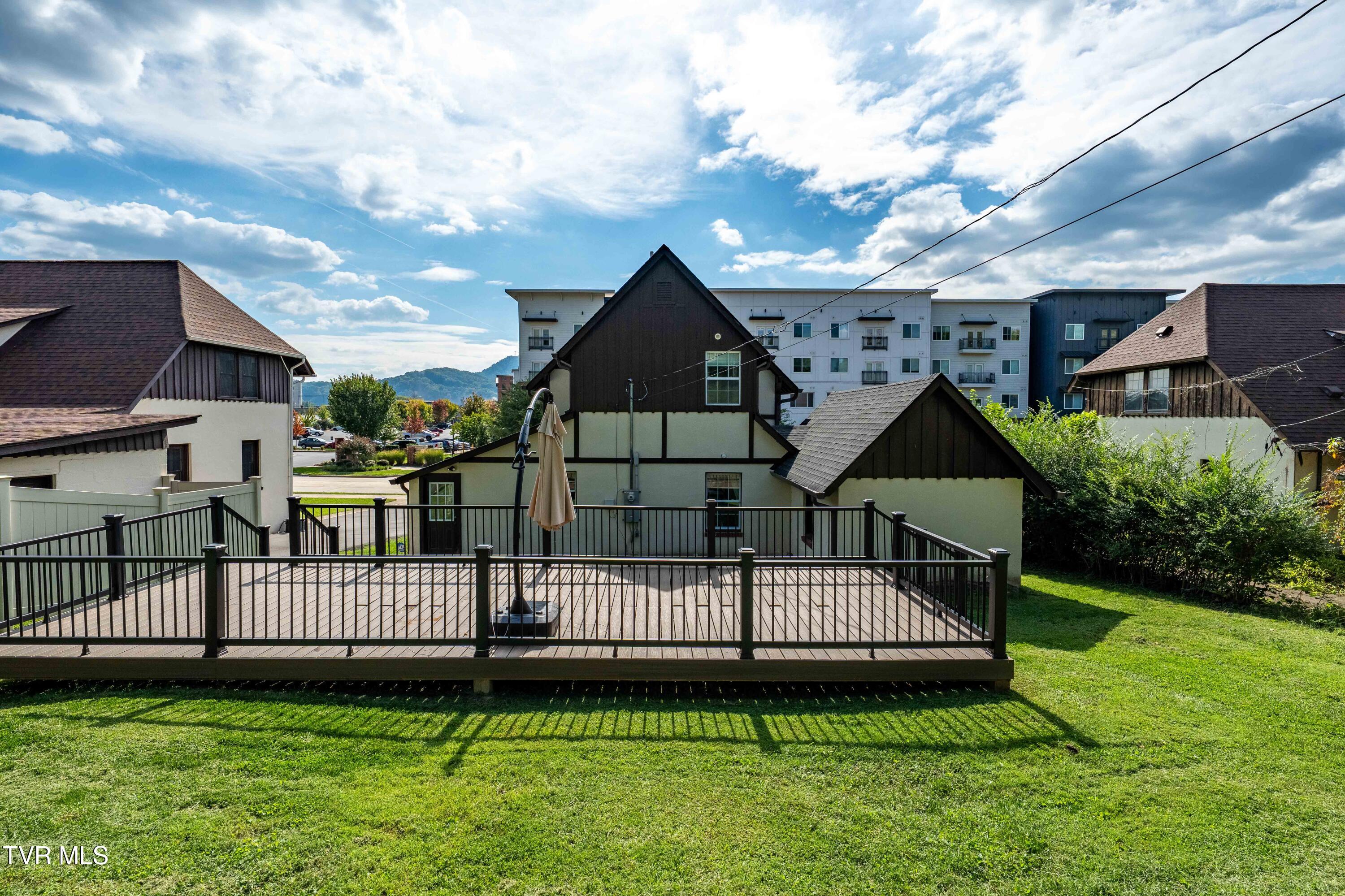 438 West Sullivan Street