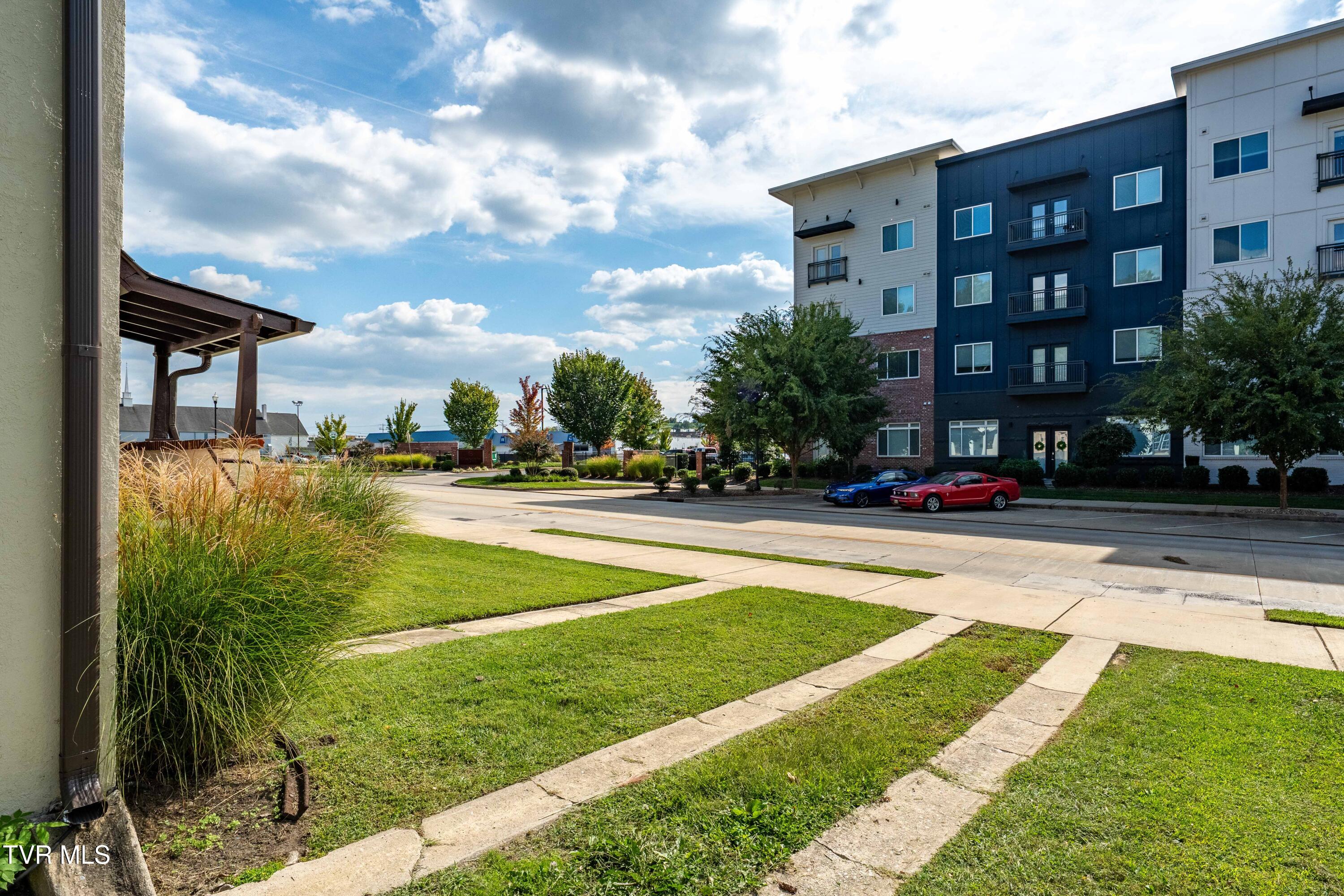 438 West Sullivan Street