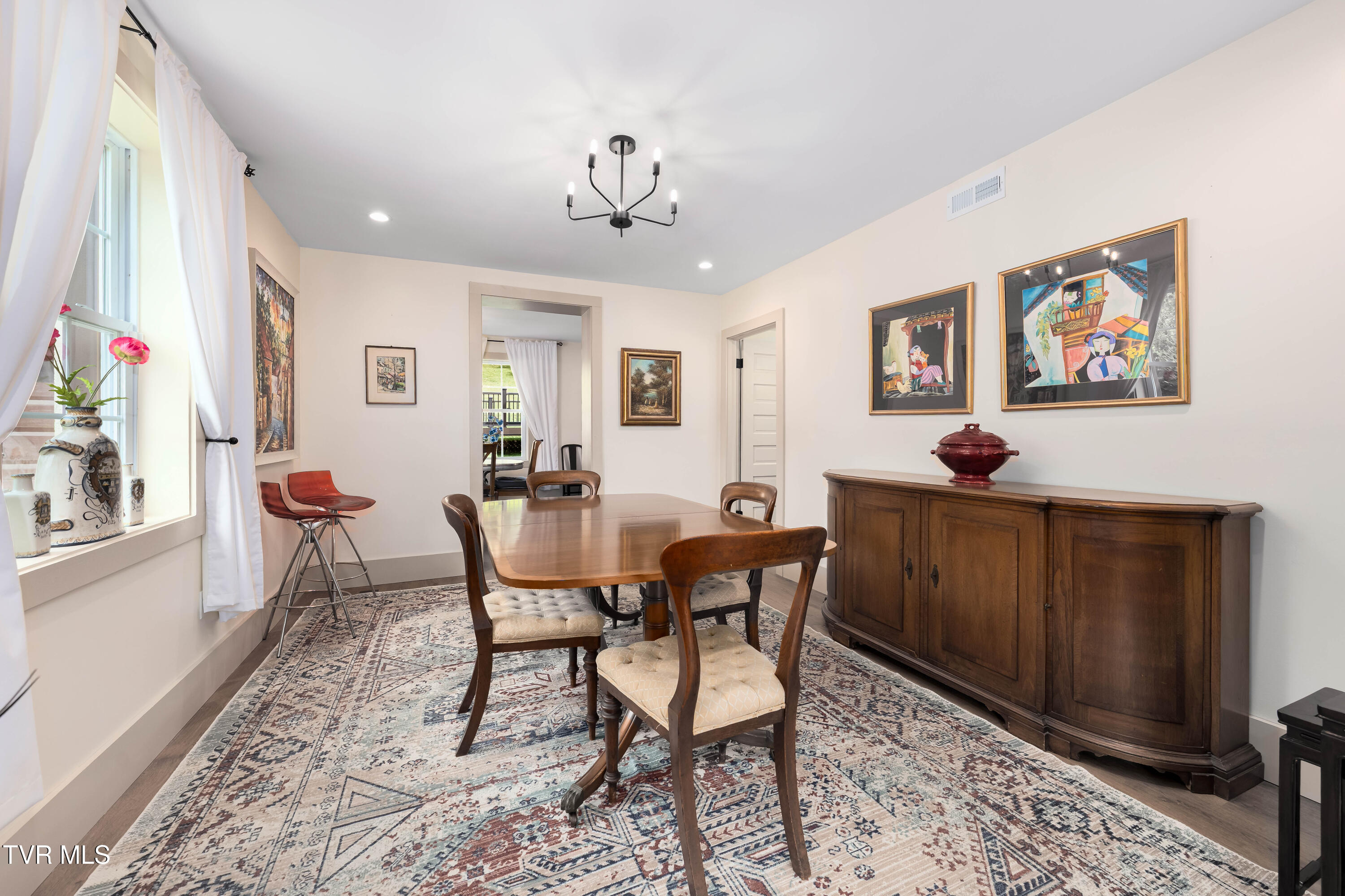 438 West Sullivan Street