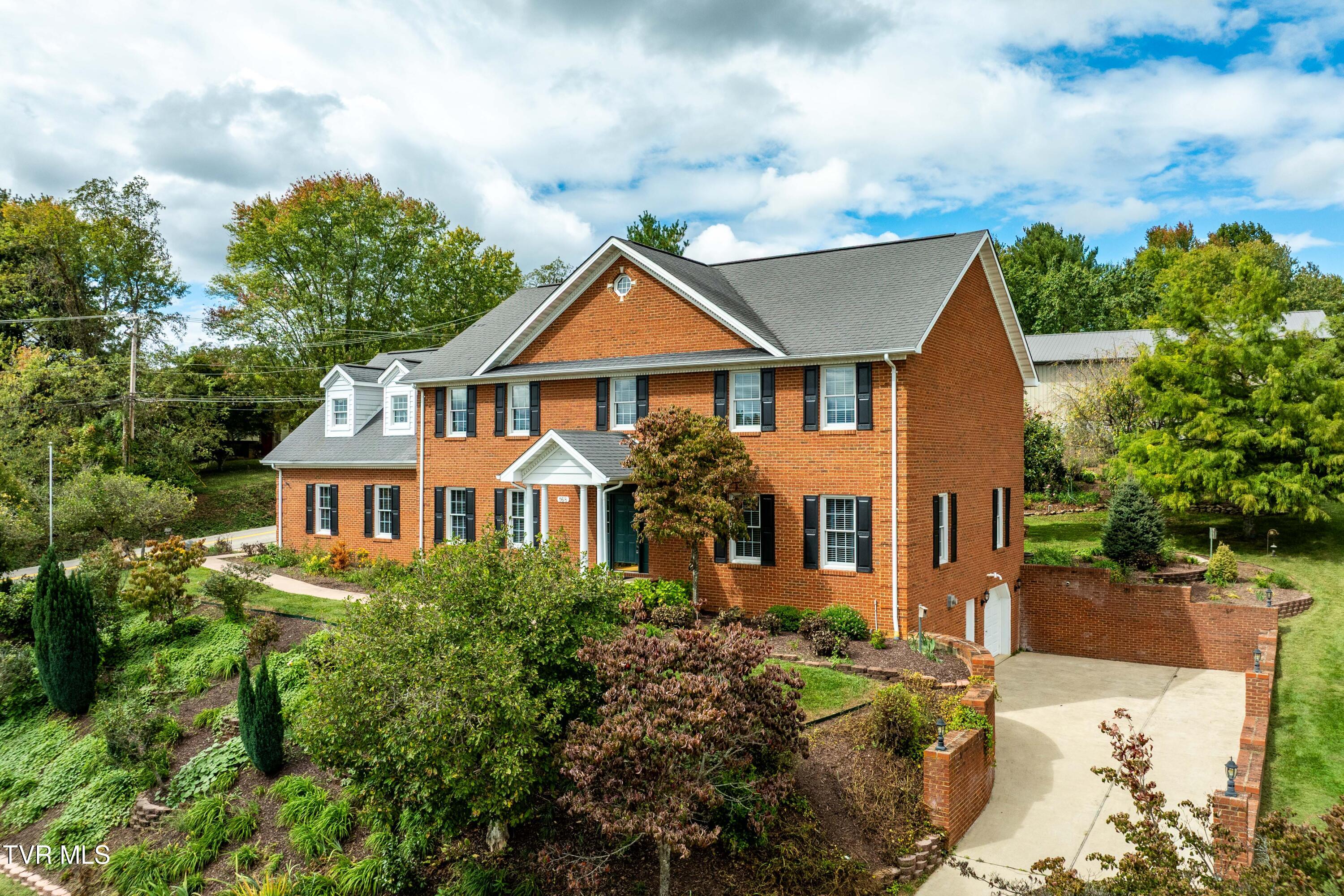 168 Laurel Ridge Drive