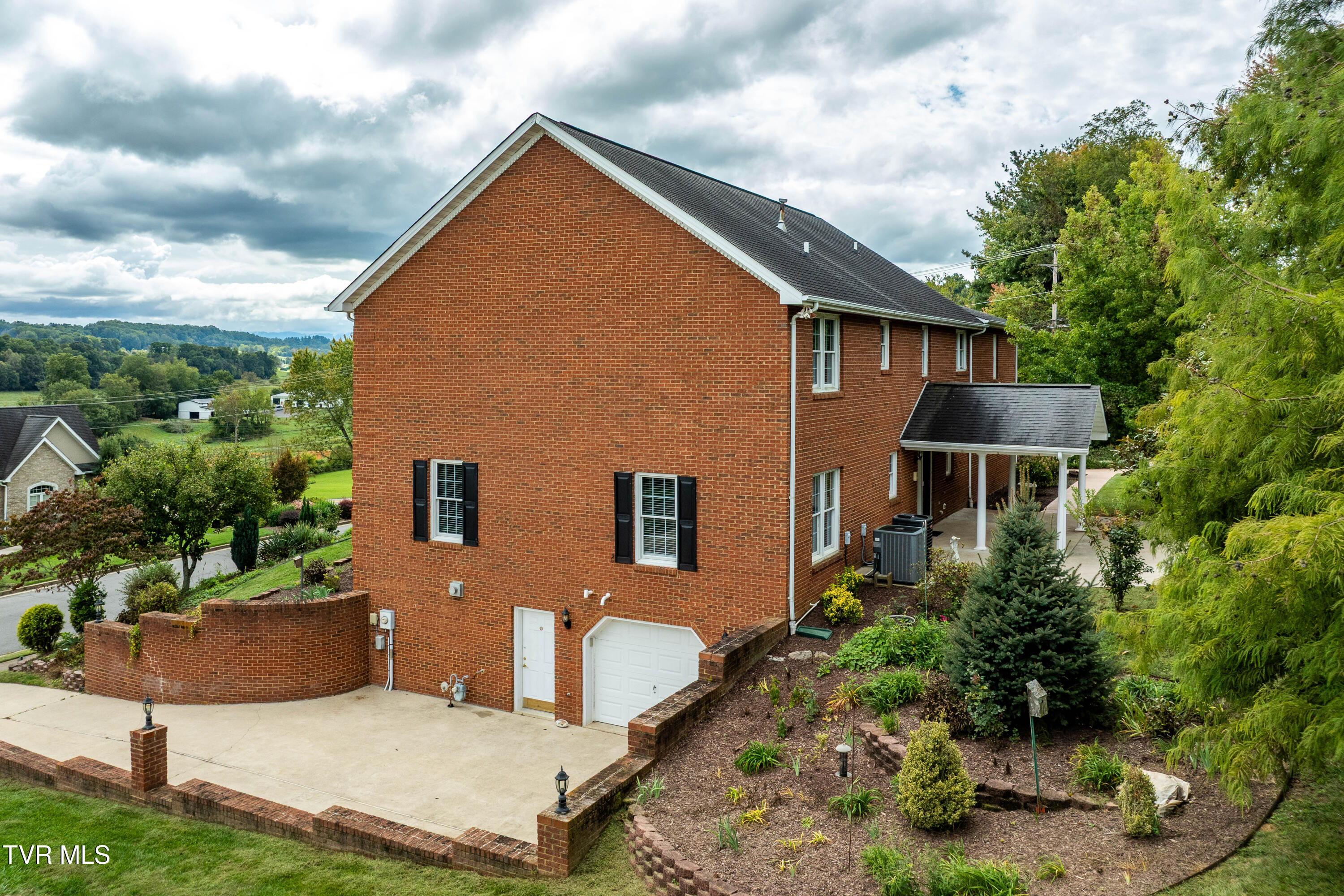 168 Laurel Ridge Drive