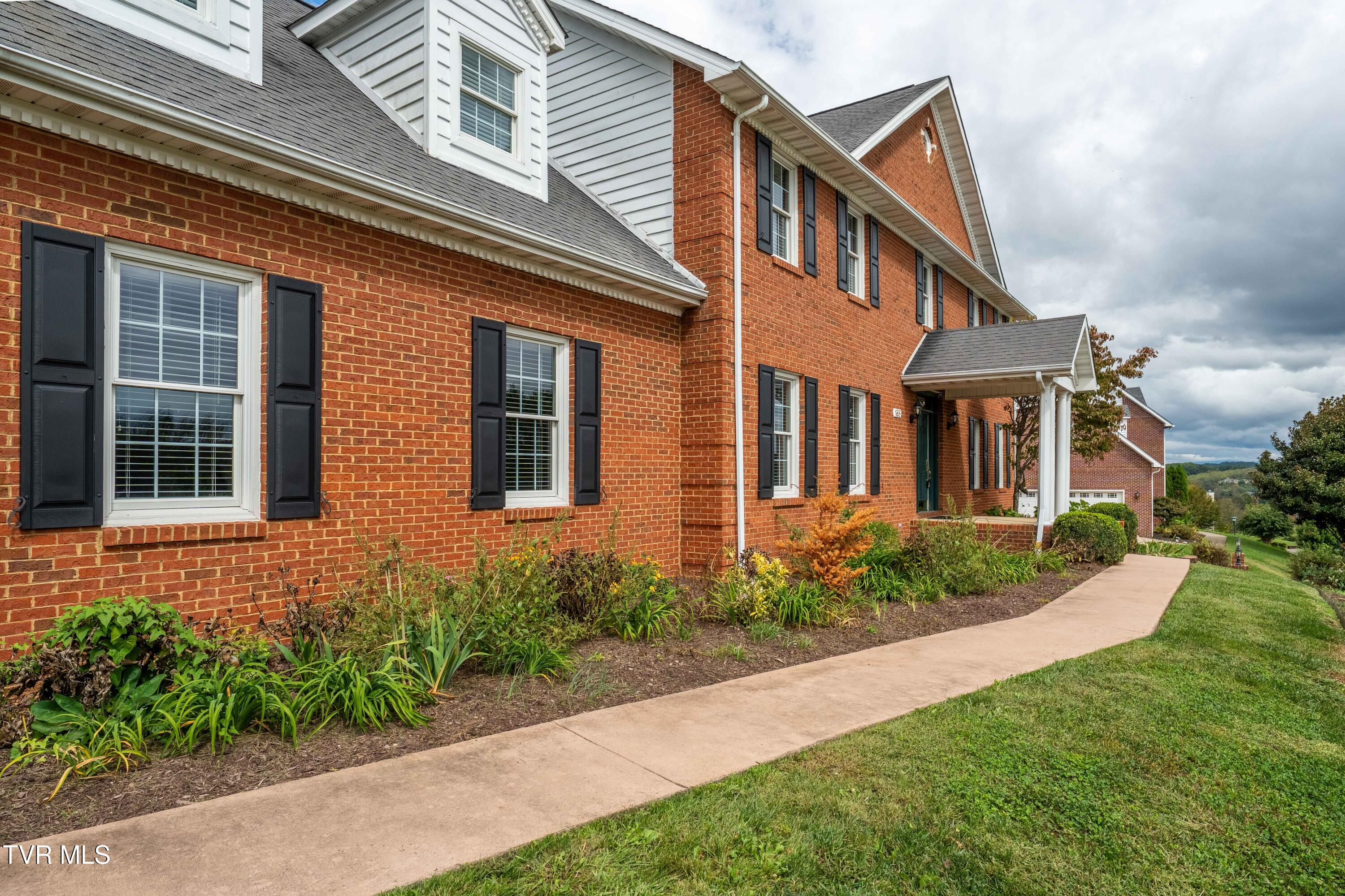 168 Laurel Ridge Drive