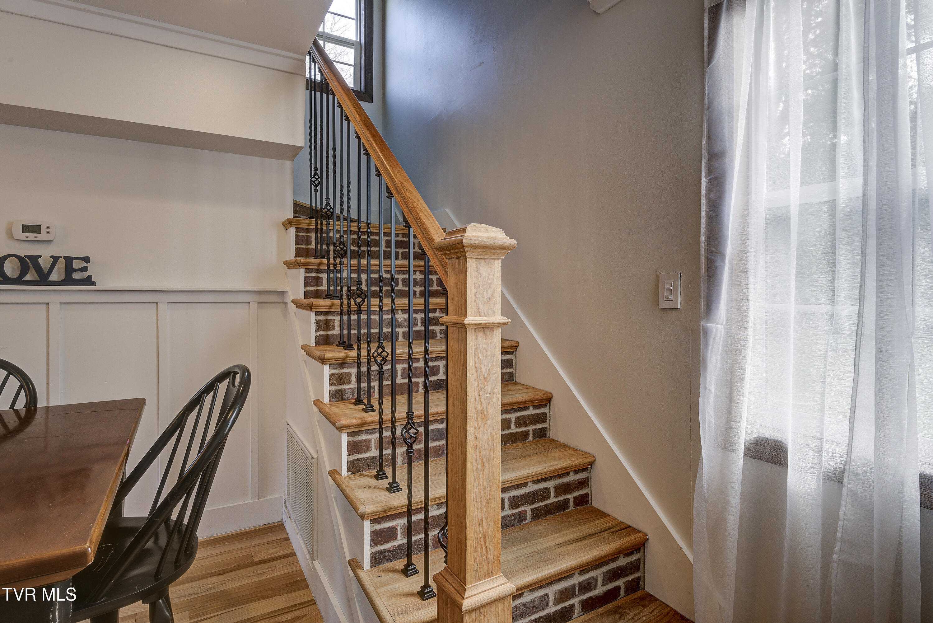 335 Pleasant Hill Place