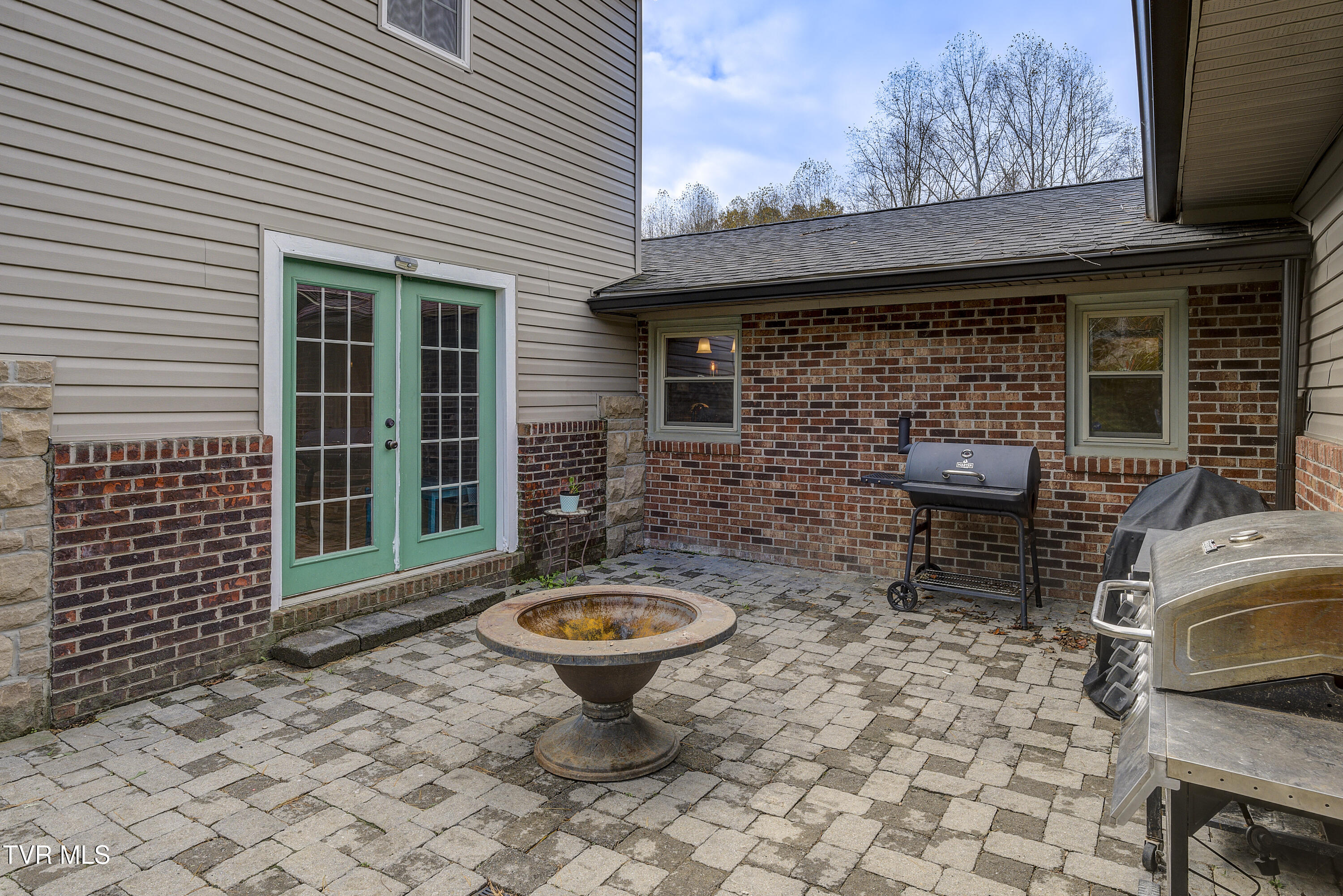 335 Pleasant Hill Place