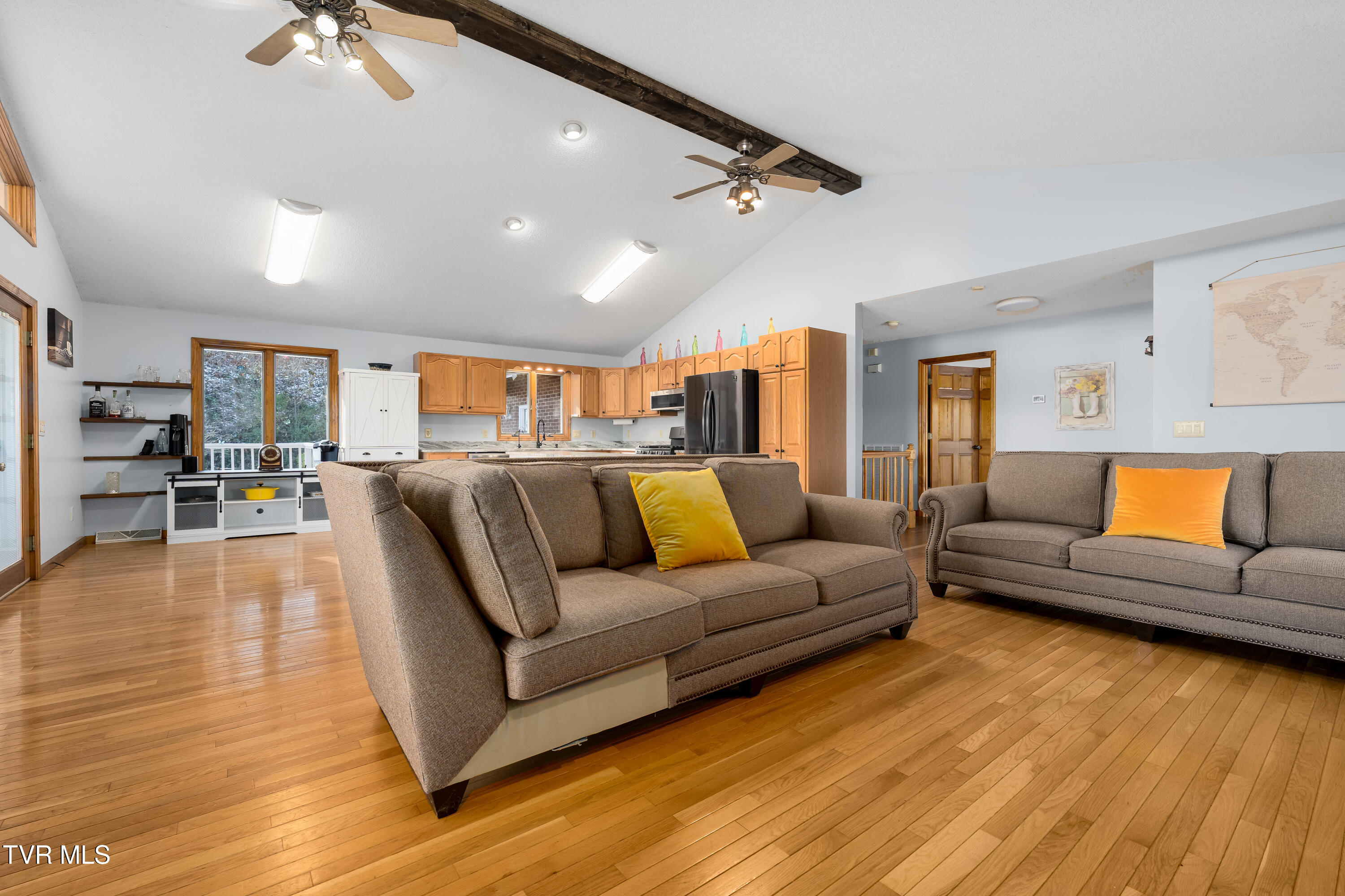 2638 South 81 Highway