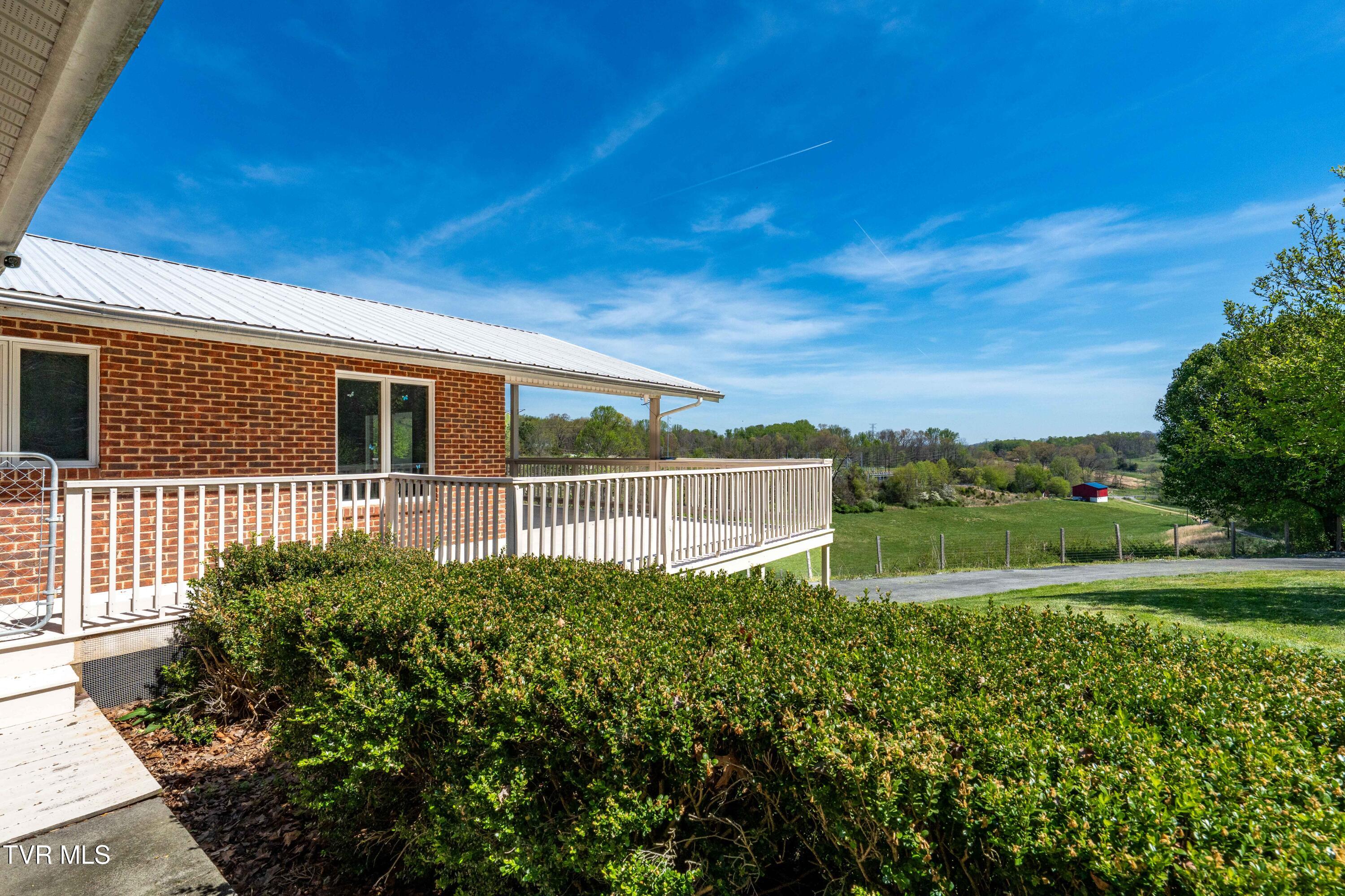 2638 South 81 Highway