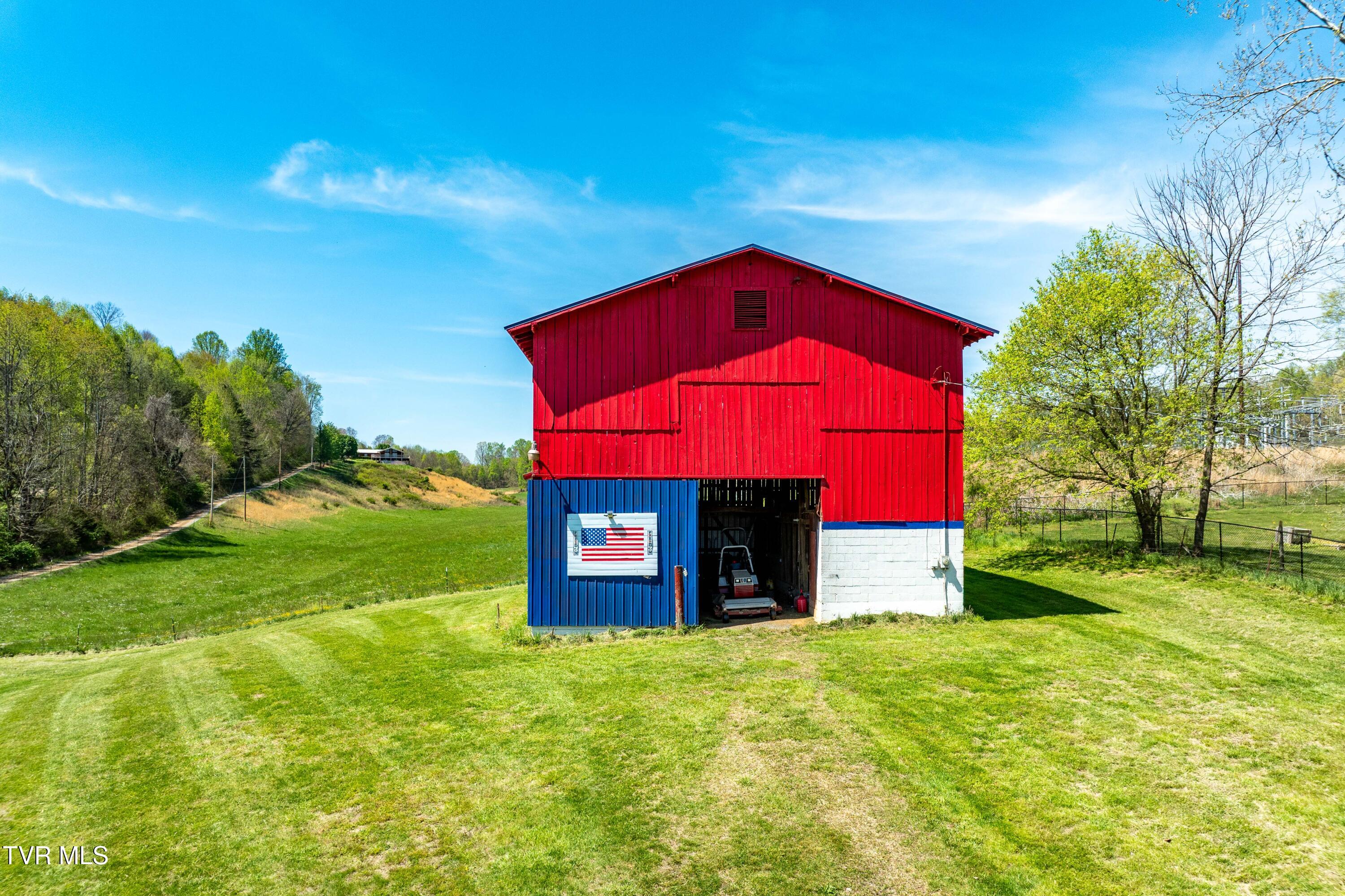 2638 South 81 Highway