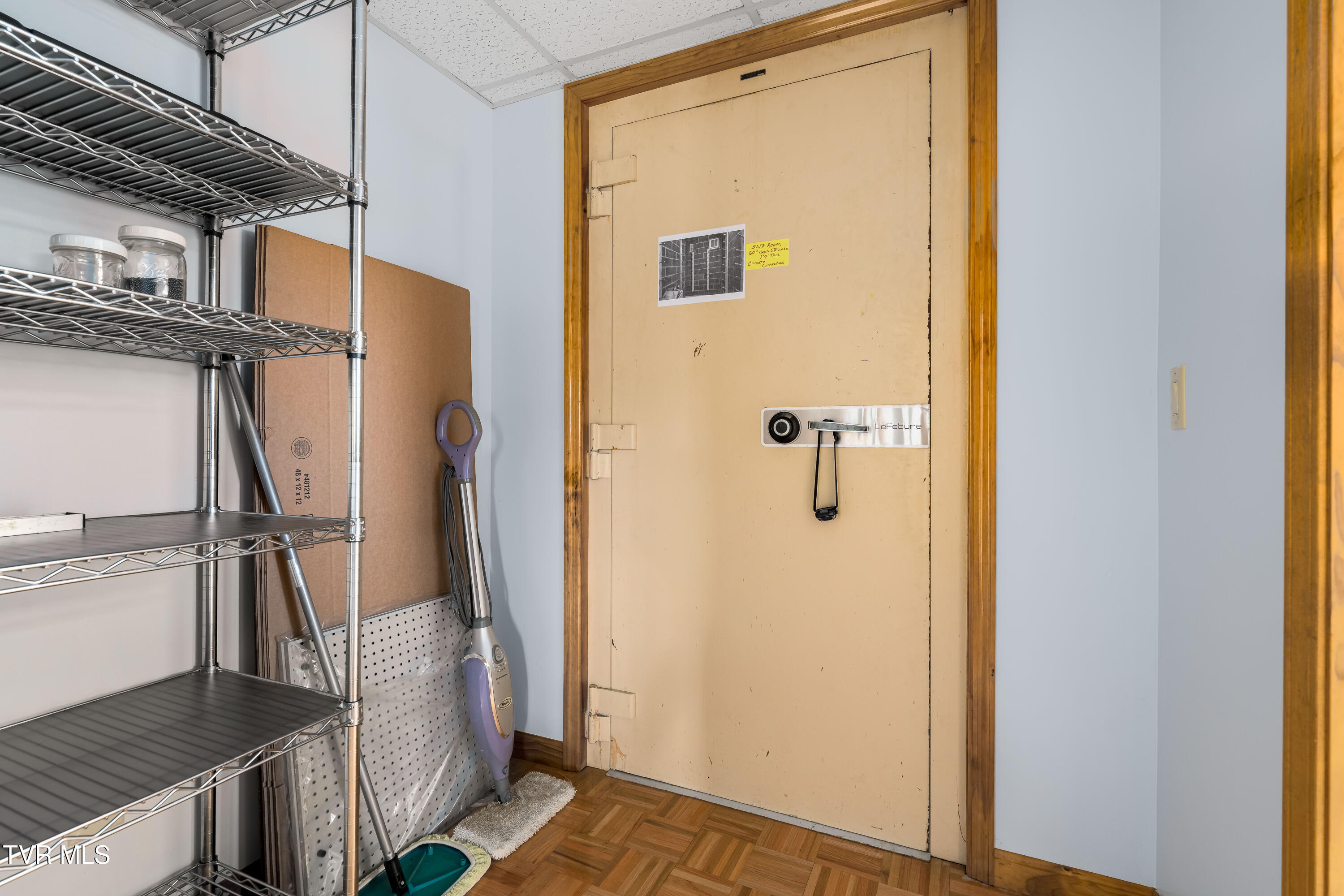 2638 South 81 Highway