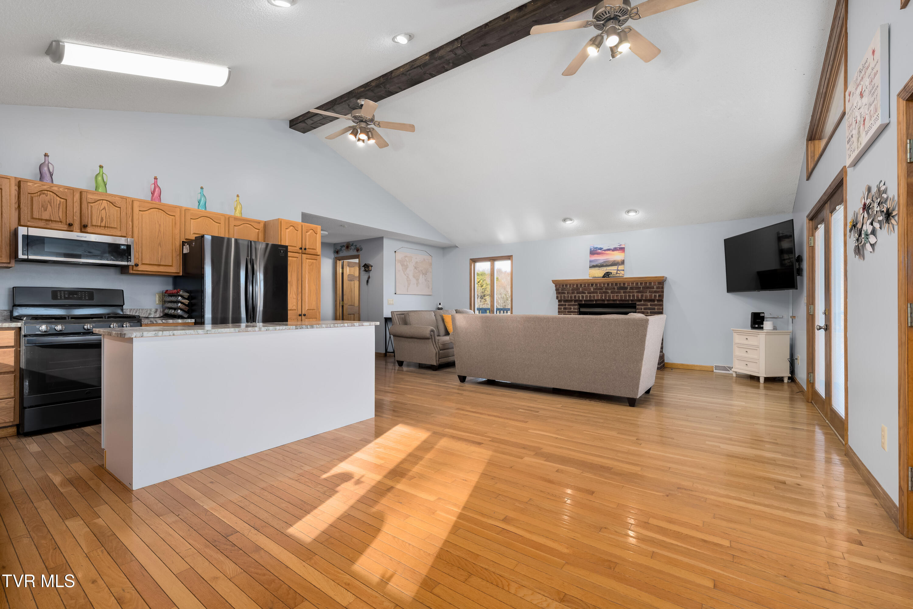 2638 South 81 Highway