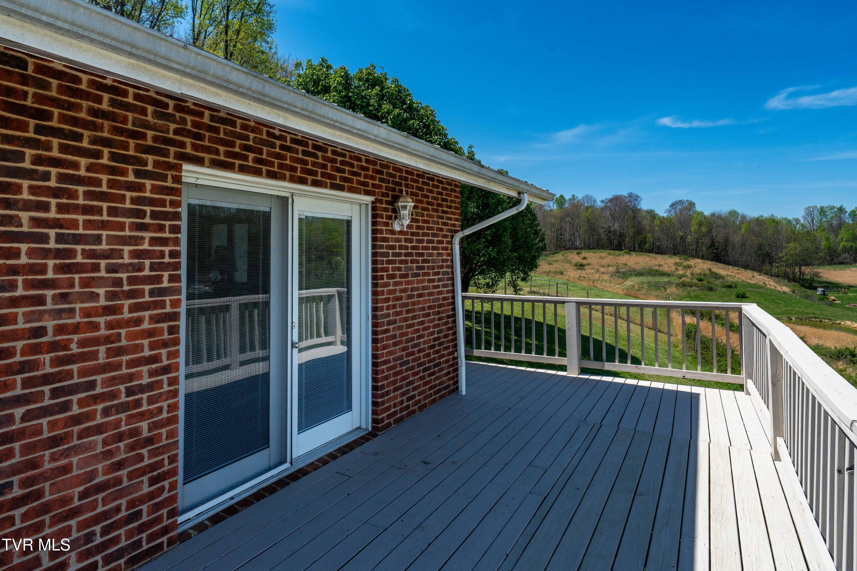 2638 South 81 Highway