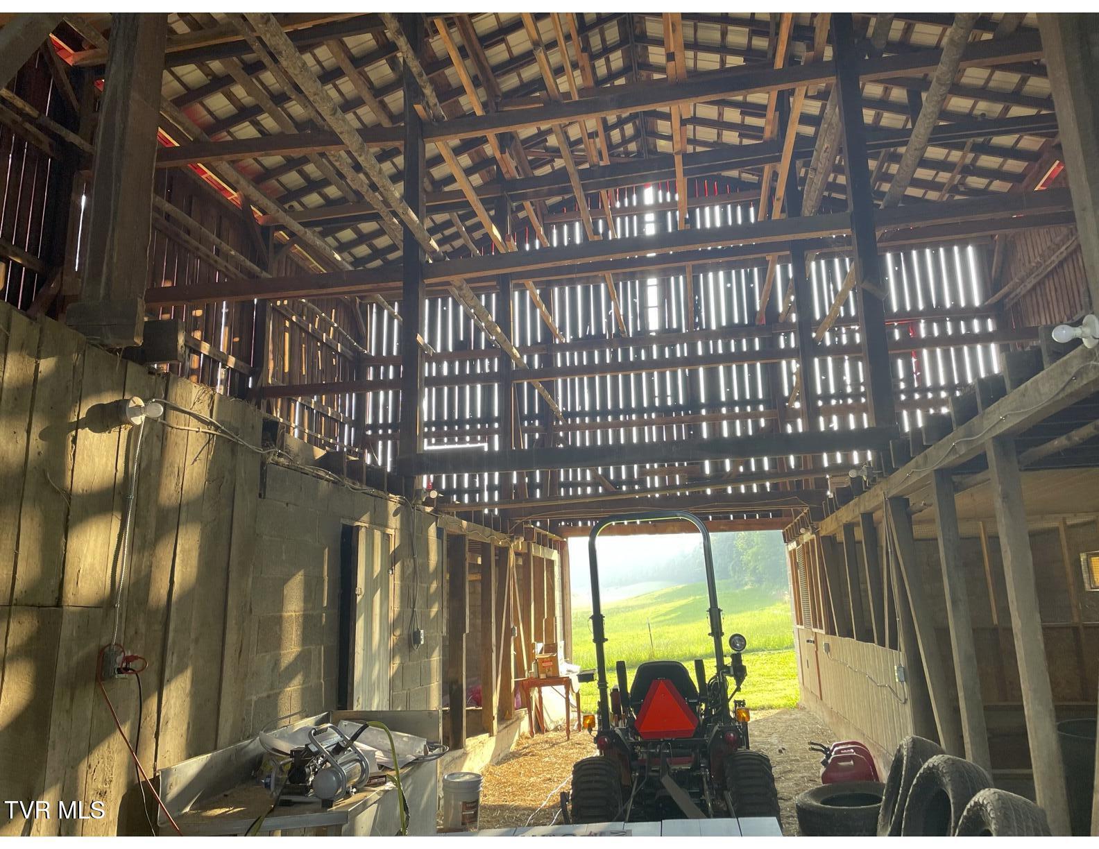 2638 South 81 Highway