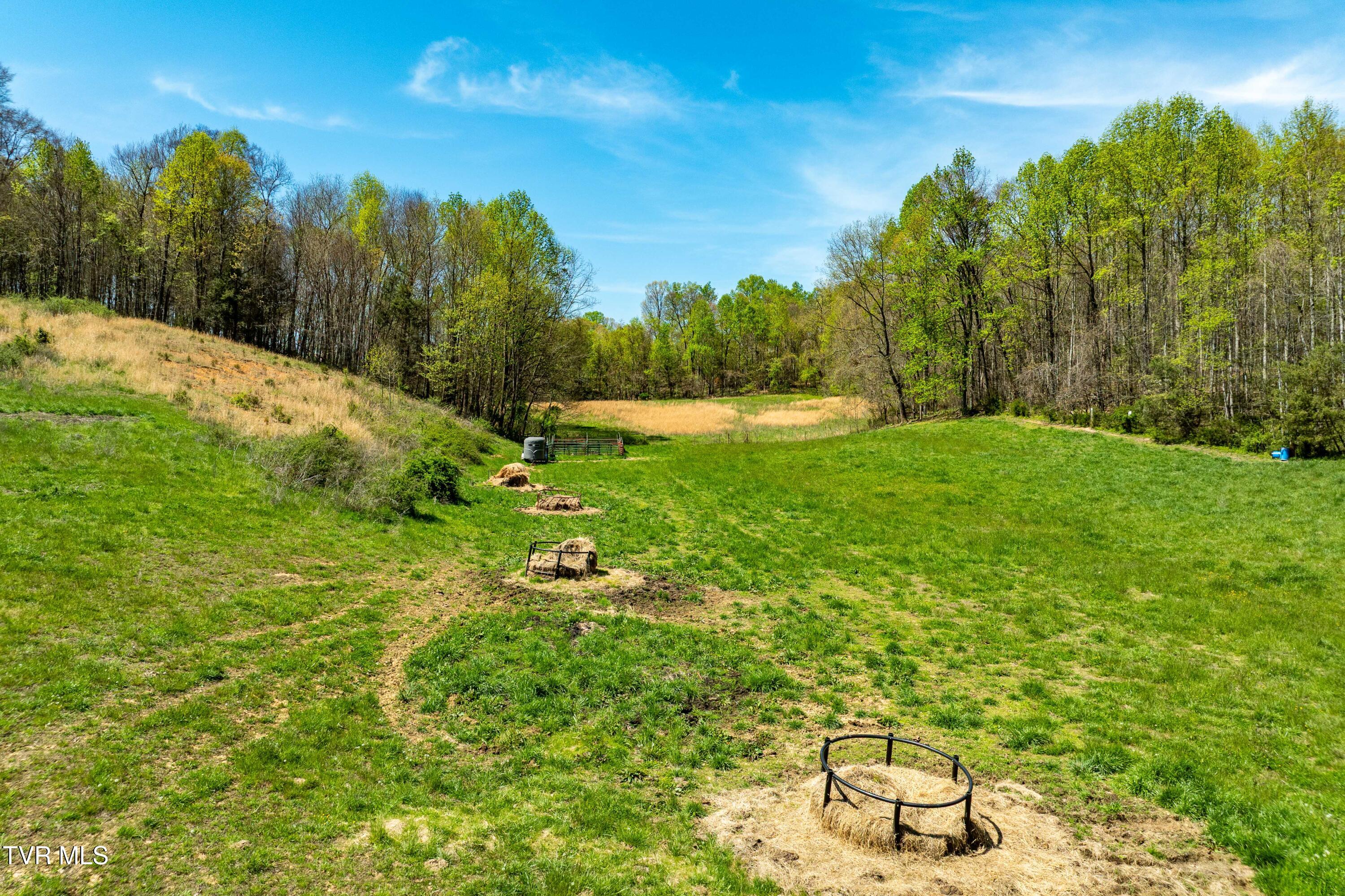 2638 South 81 Highway