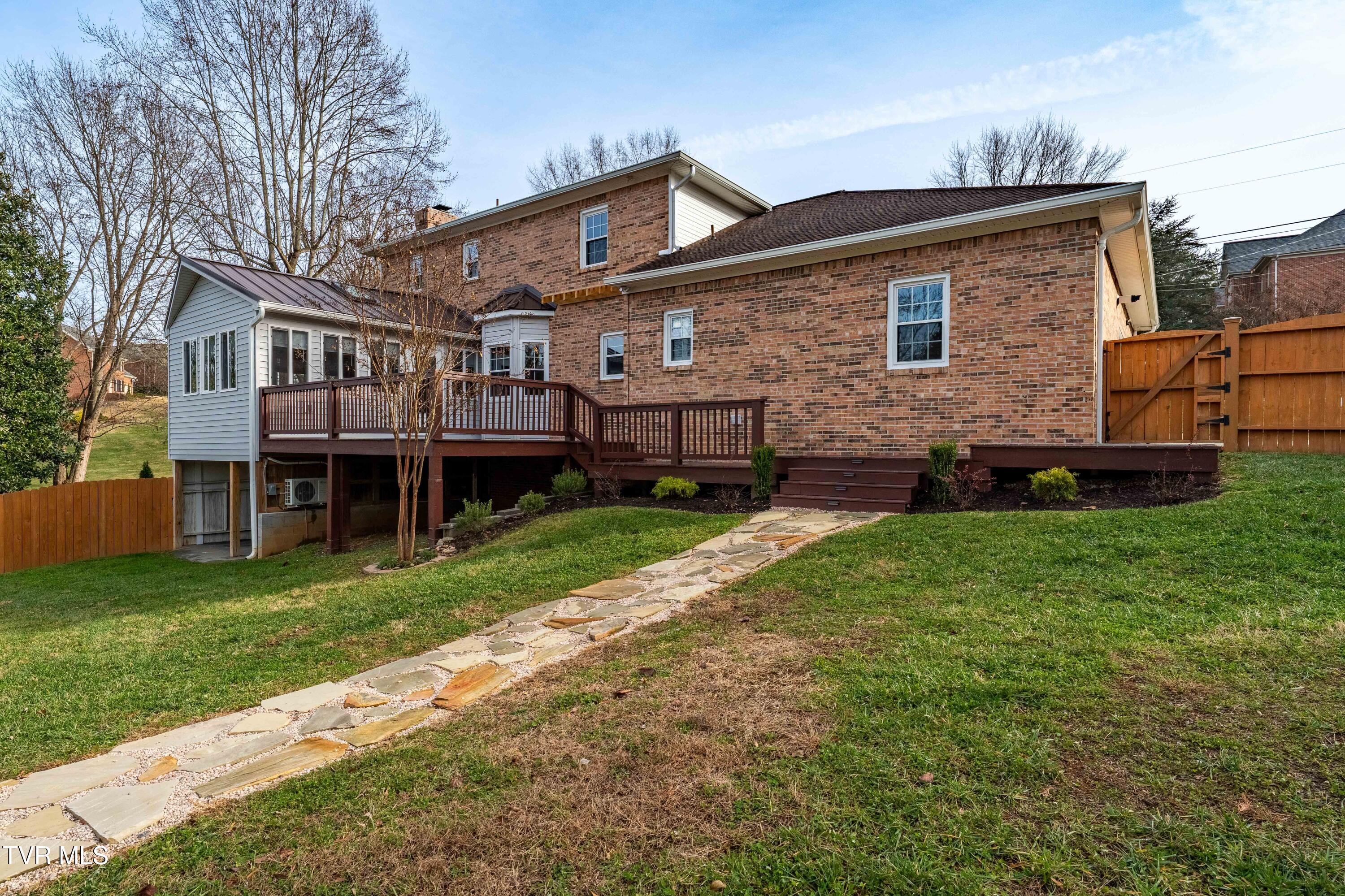 1220 Morning Dove Drive