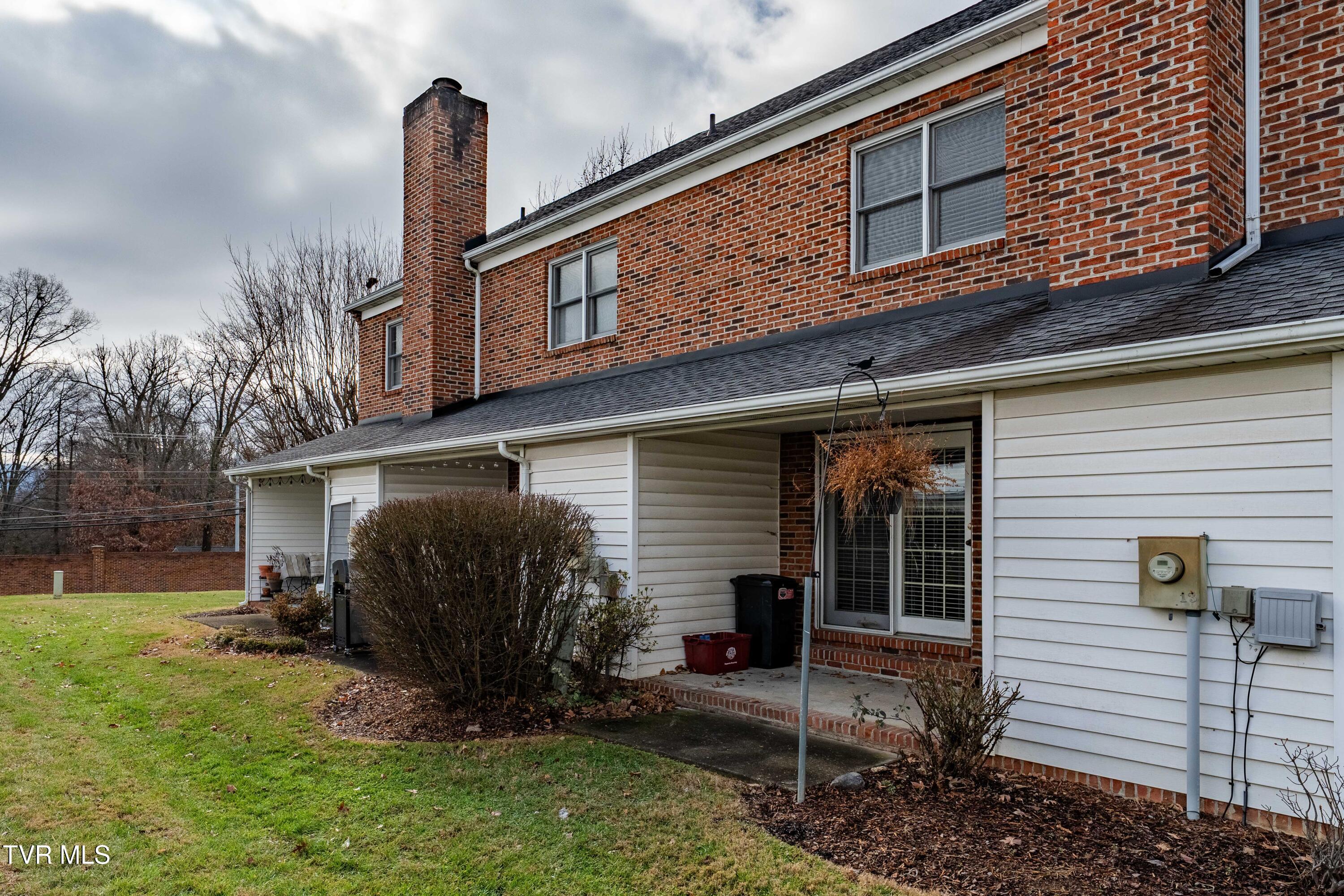 400 Sunset Drive C13