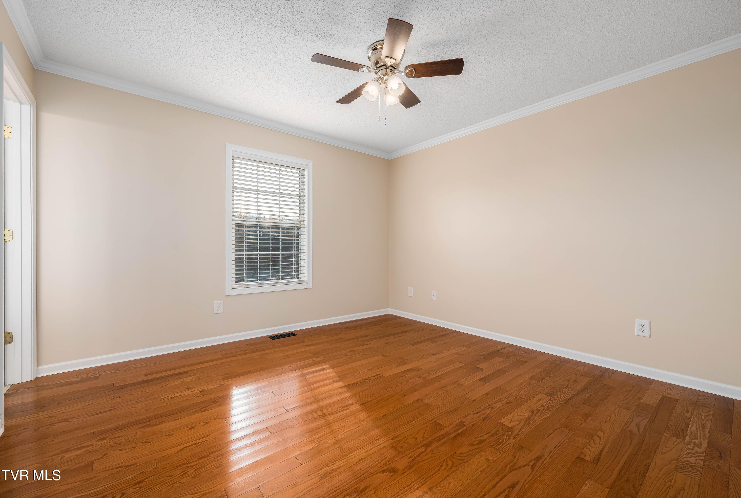 510 Mockingbird Place