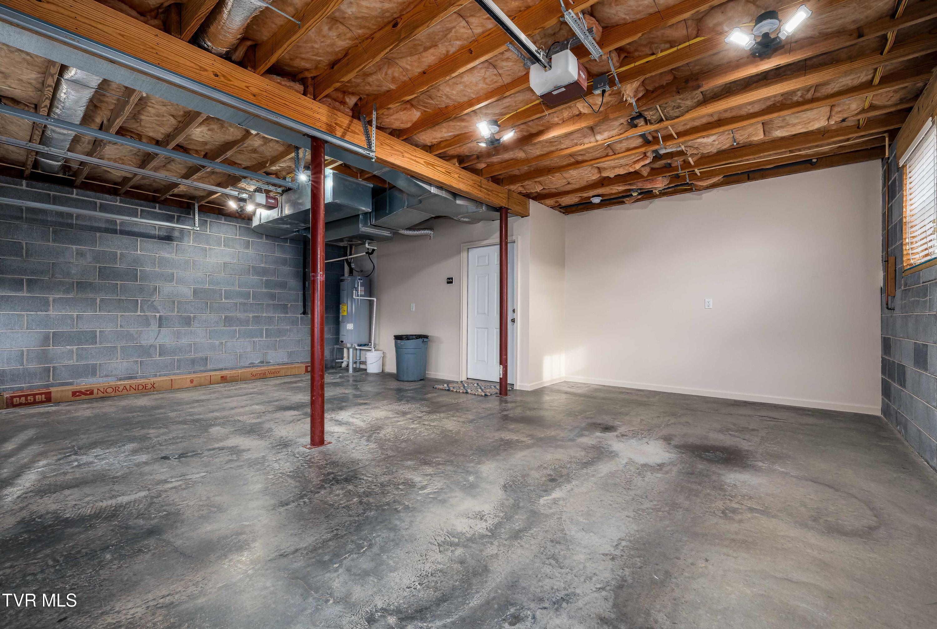 510 Mockingbird Place