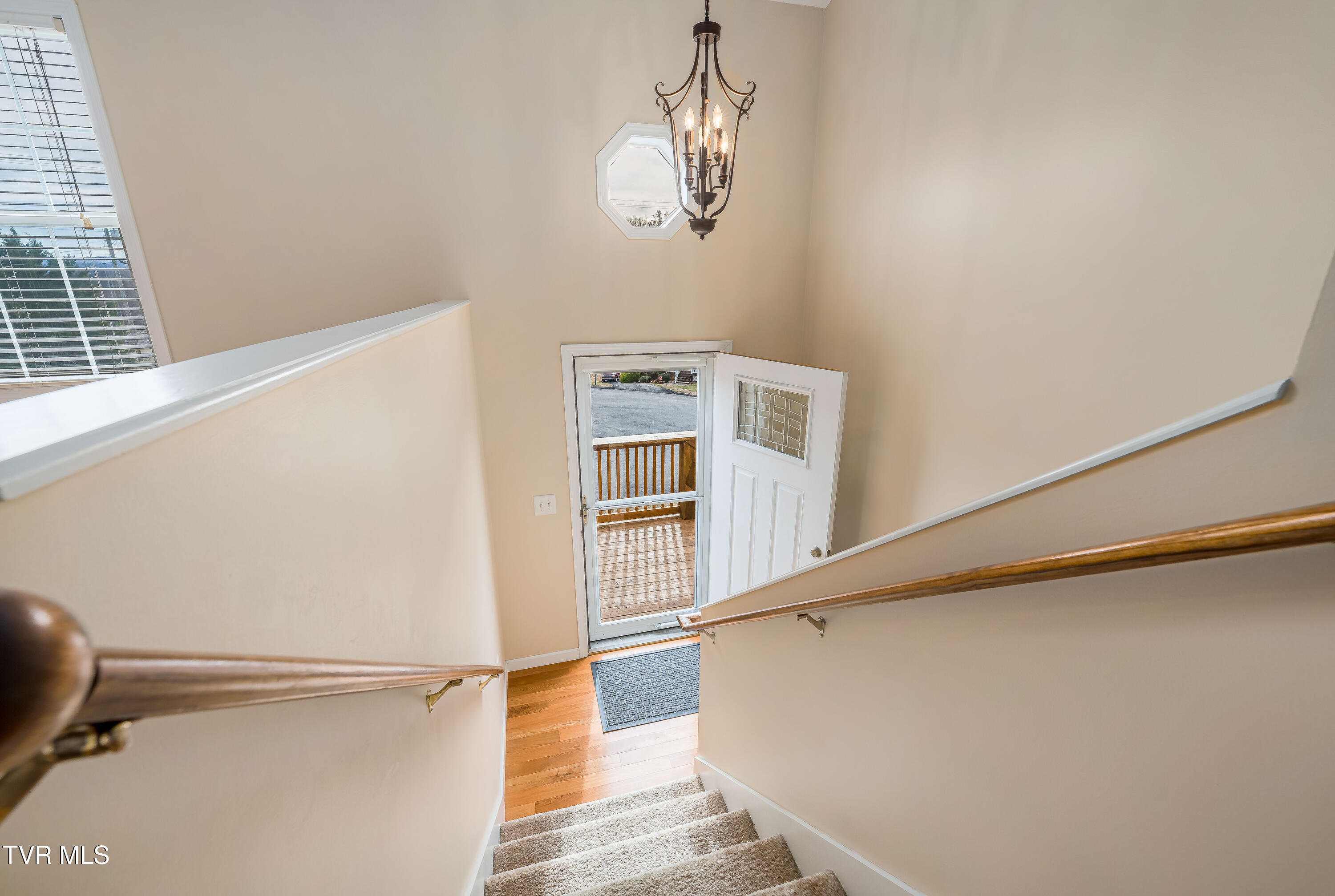 510 Mockingbird Place