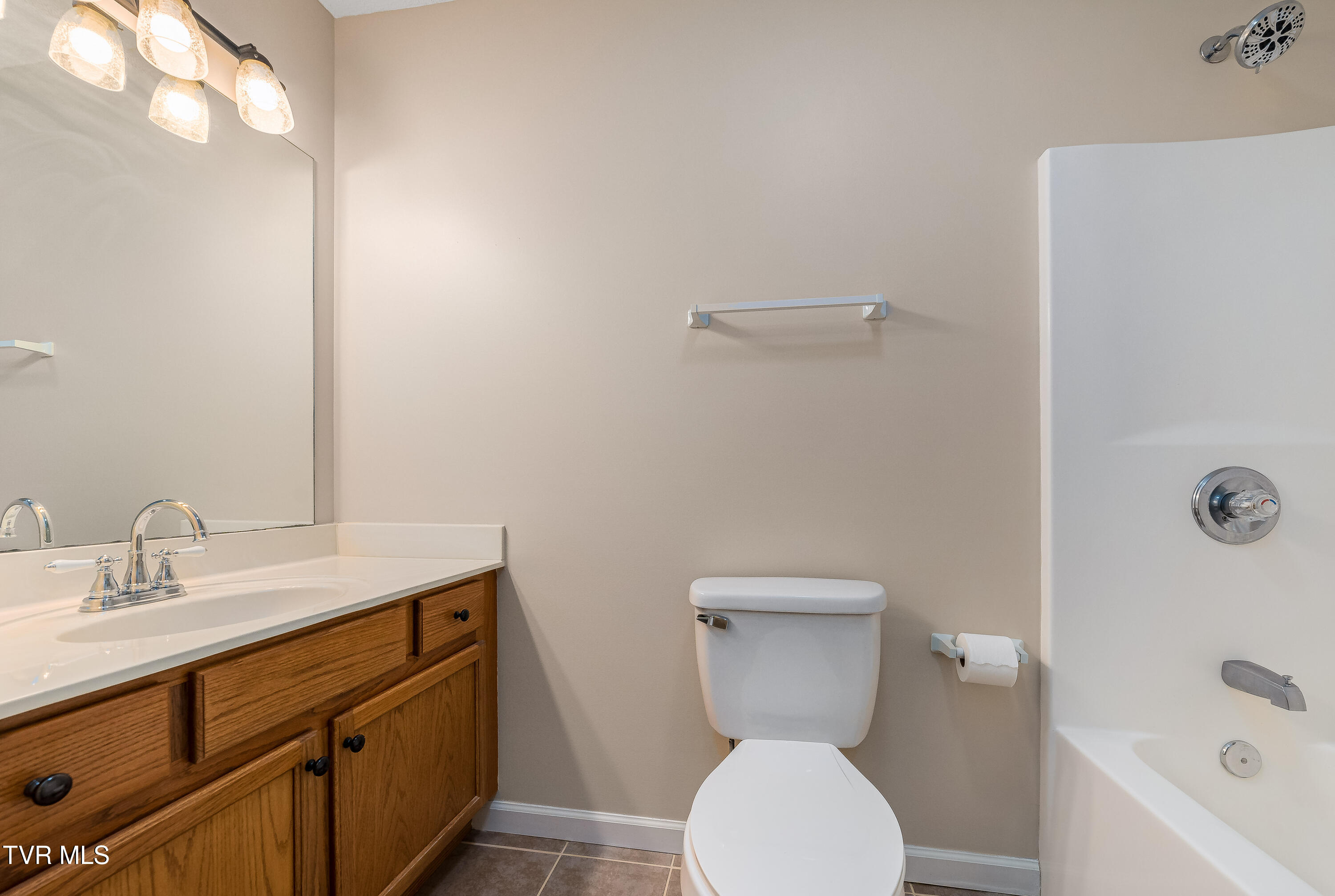 510 Mockingbird Place