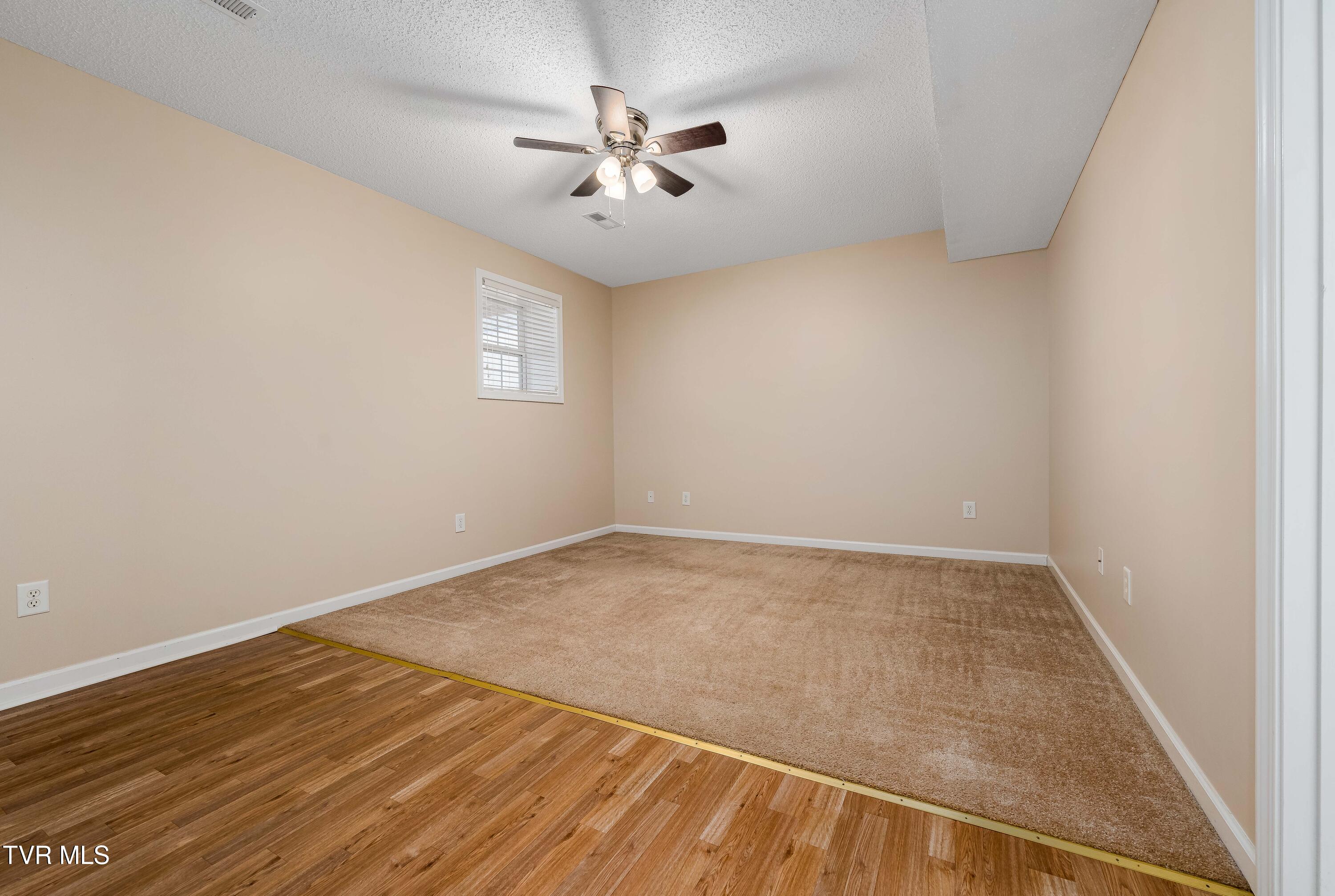 510 Mockingbird Place