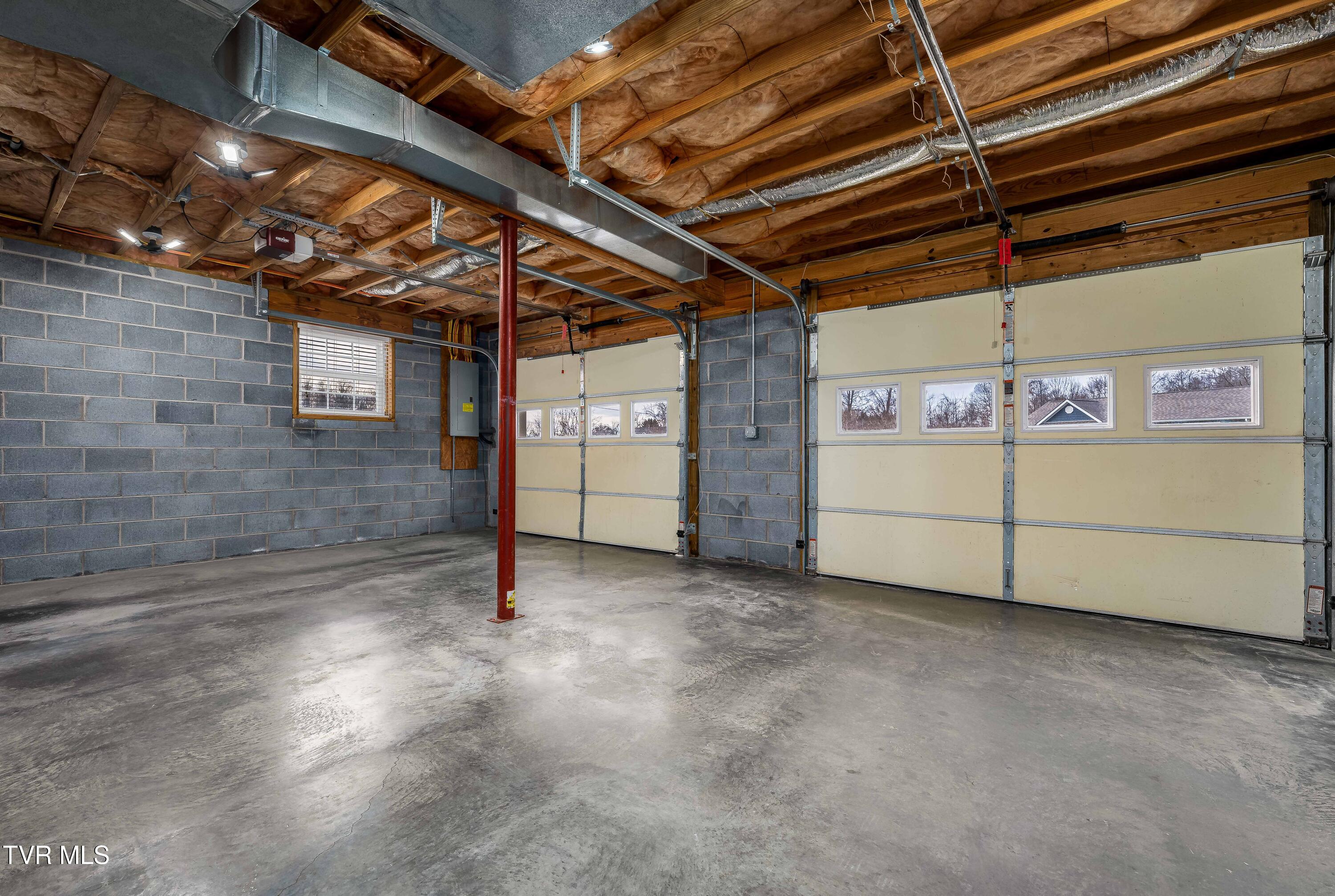 510 Mockingbird Place