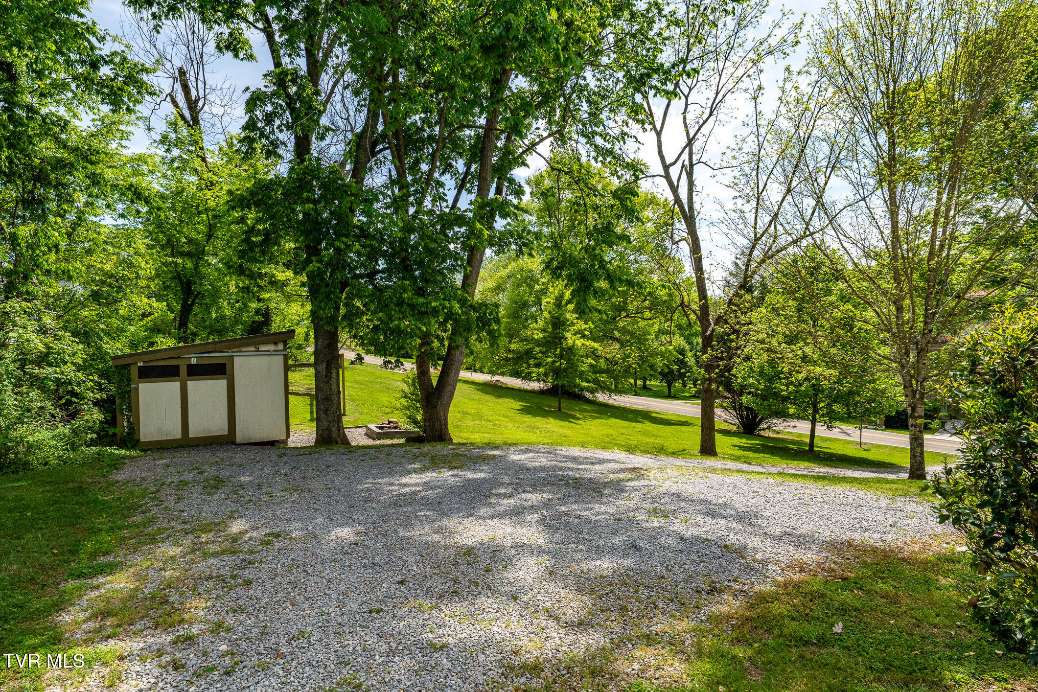 985 Chuckey Pike