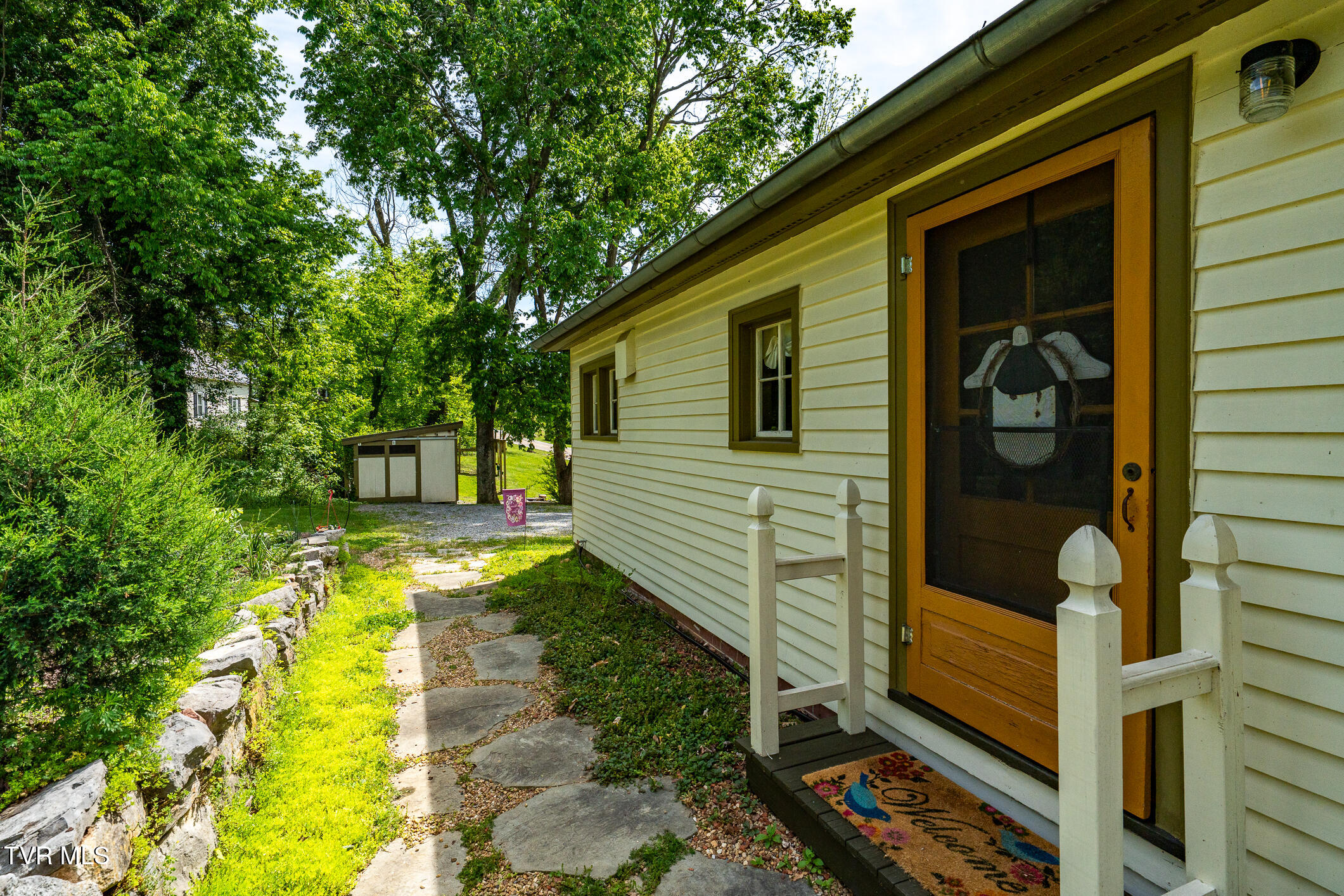 985 Chuckey Pike