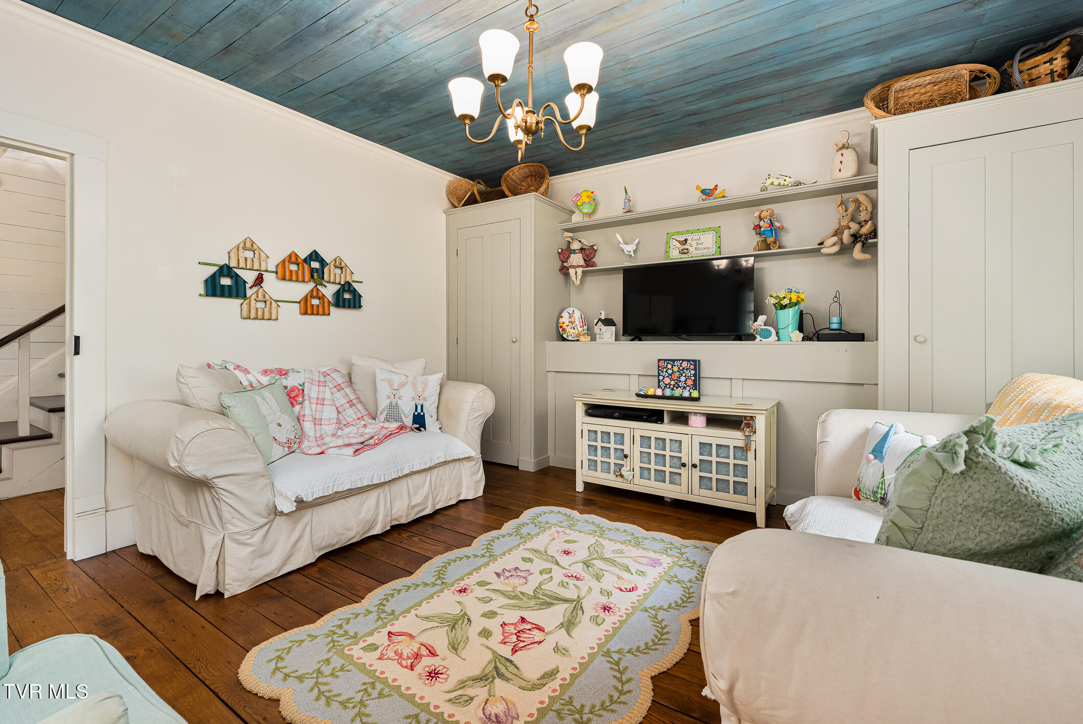 985 Chuckey Pike