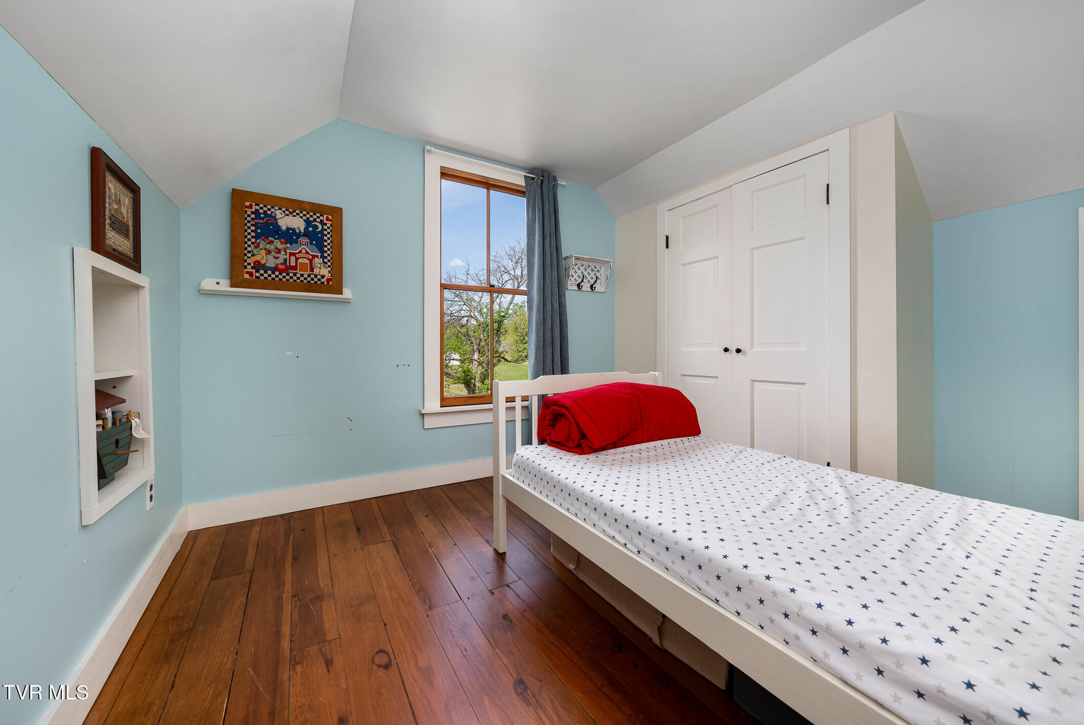 985 Chuckey Pike