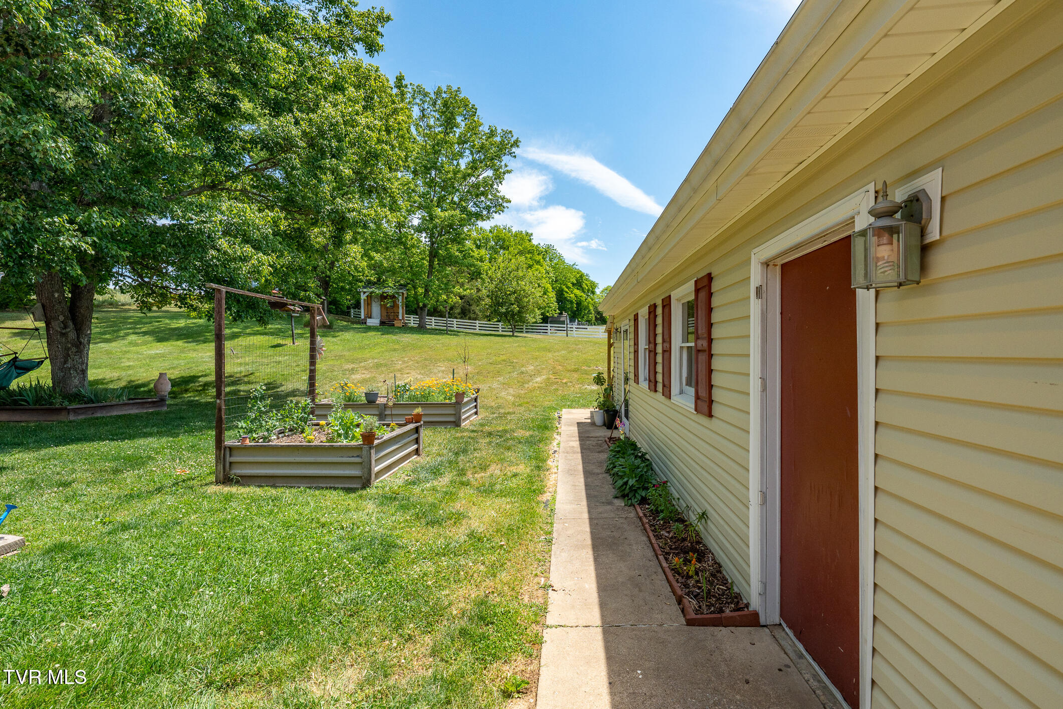 282 Horseshoe Bend Road
