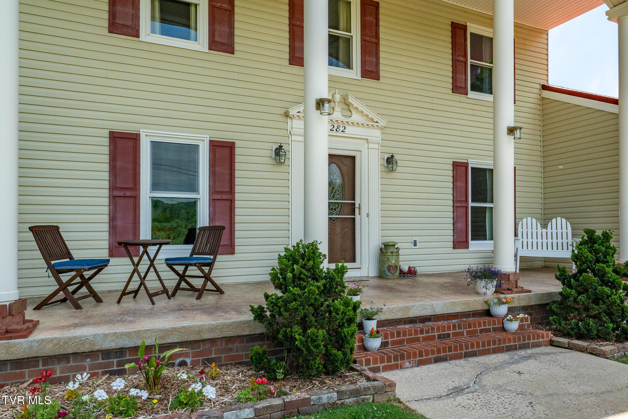 282 Horseshoe Bend Road