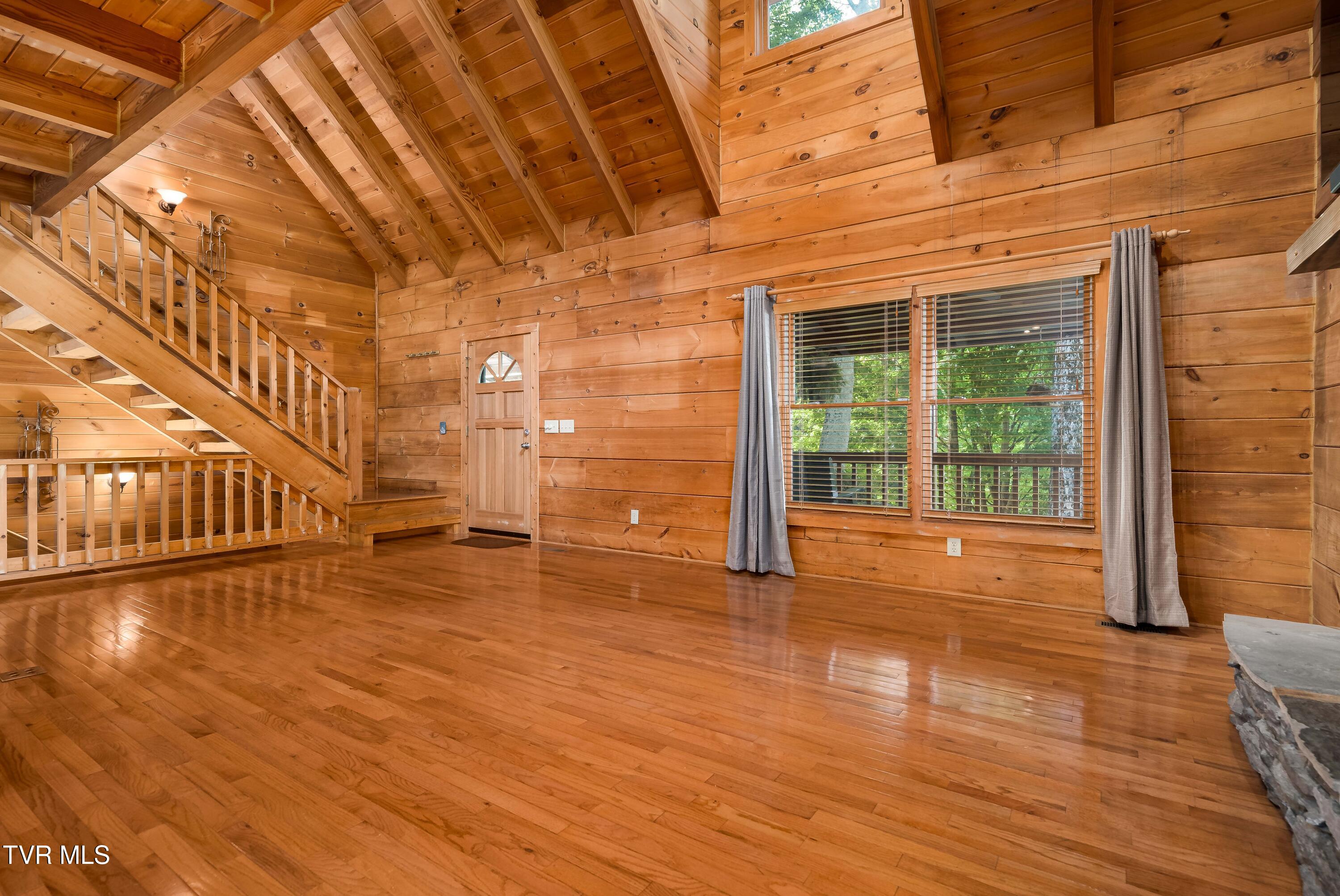 104 Crestwood Drive