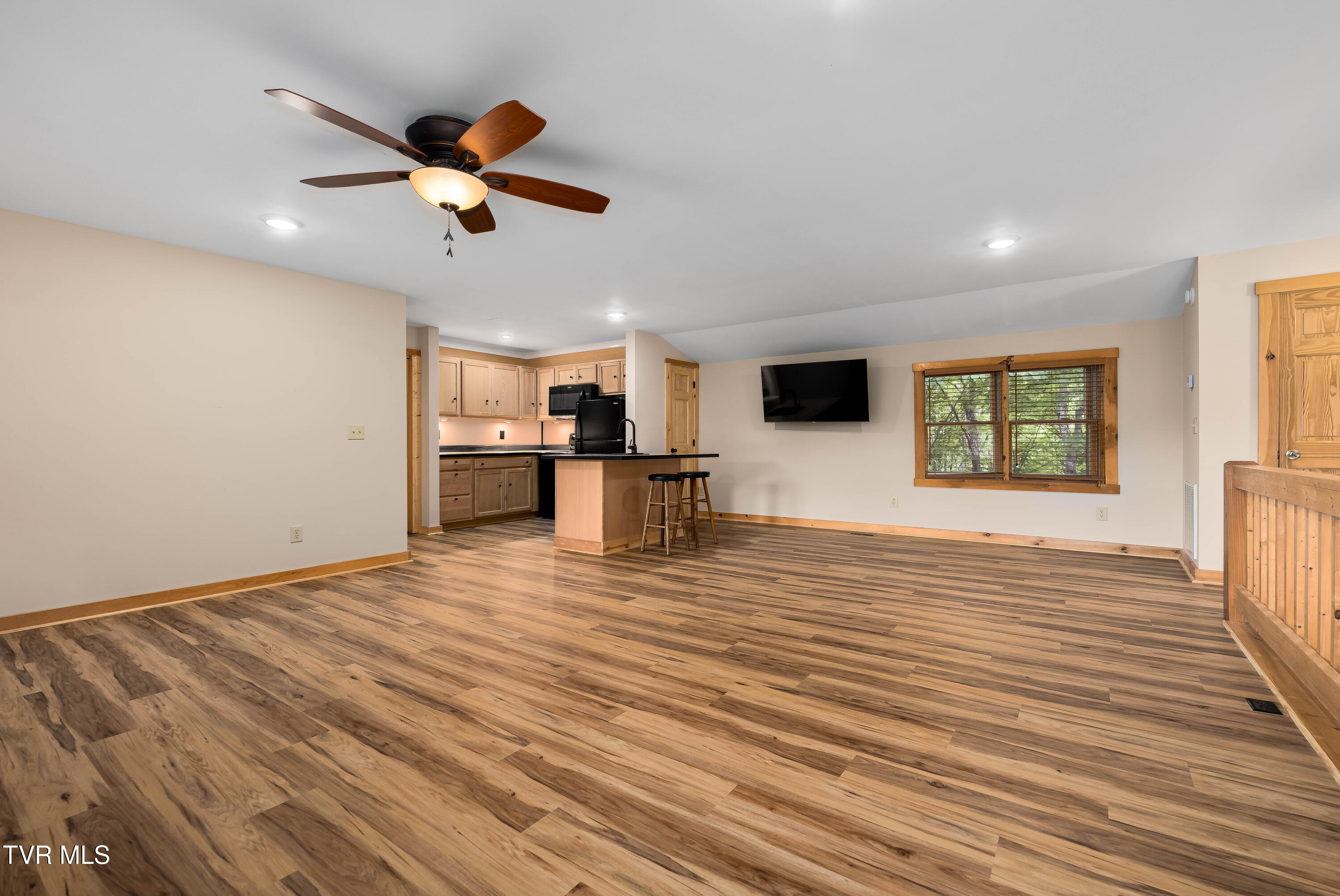 104 Crestwood Drive