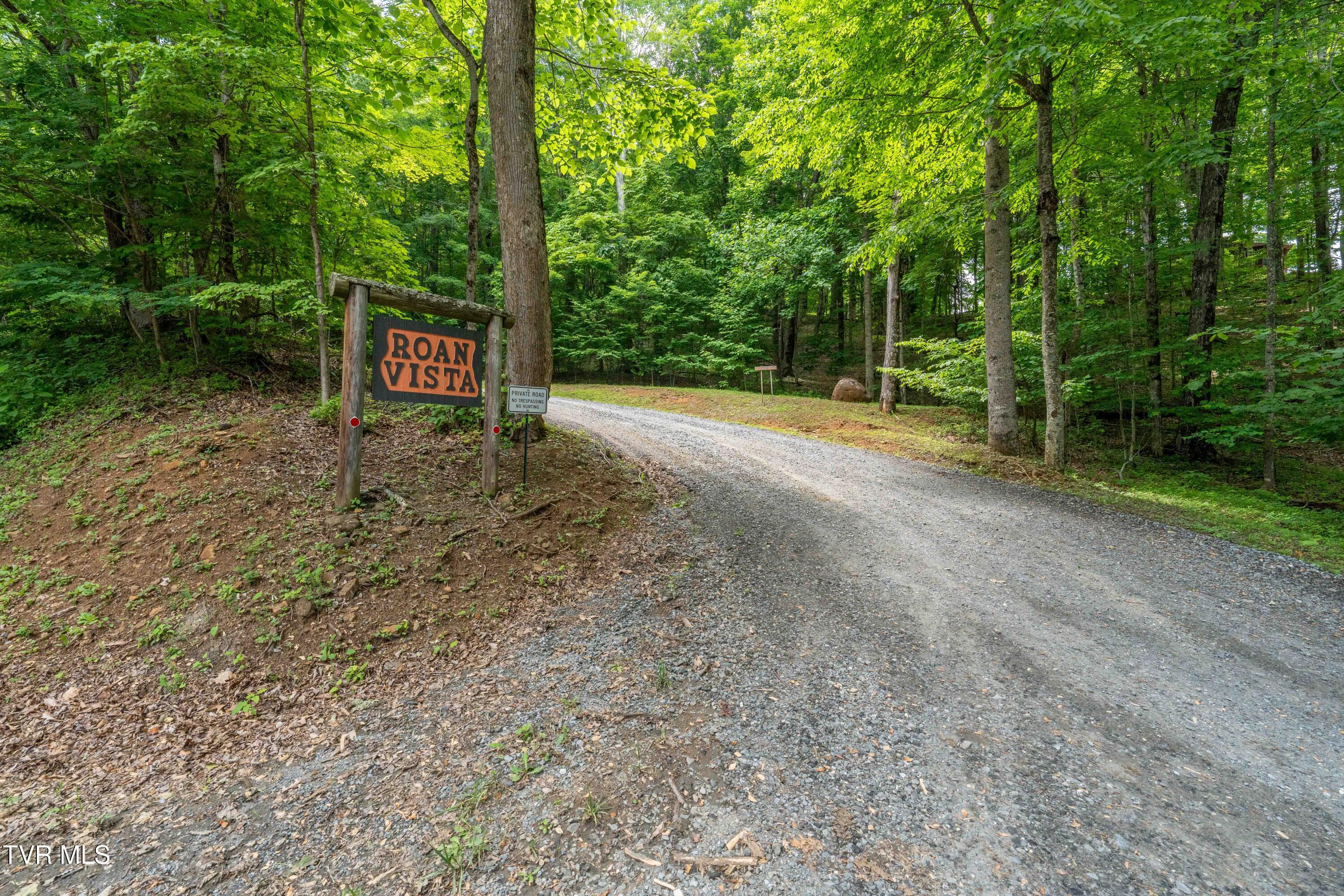 104 Crestwood Drive