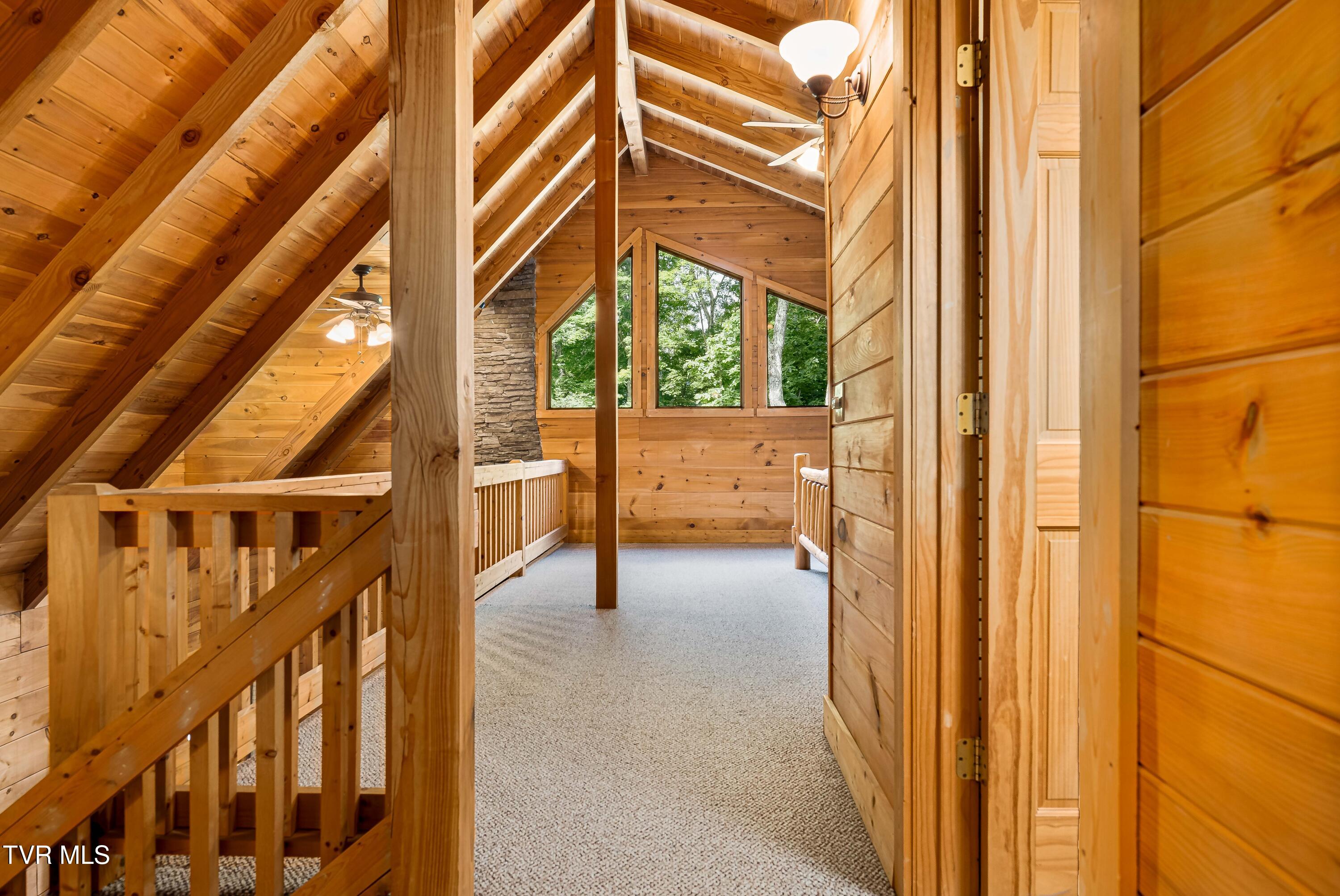 104 Crestwood Drive