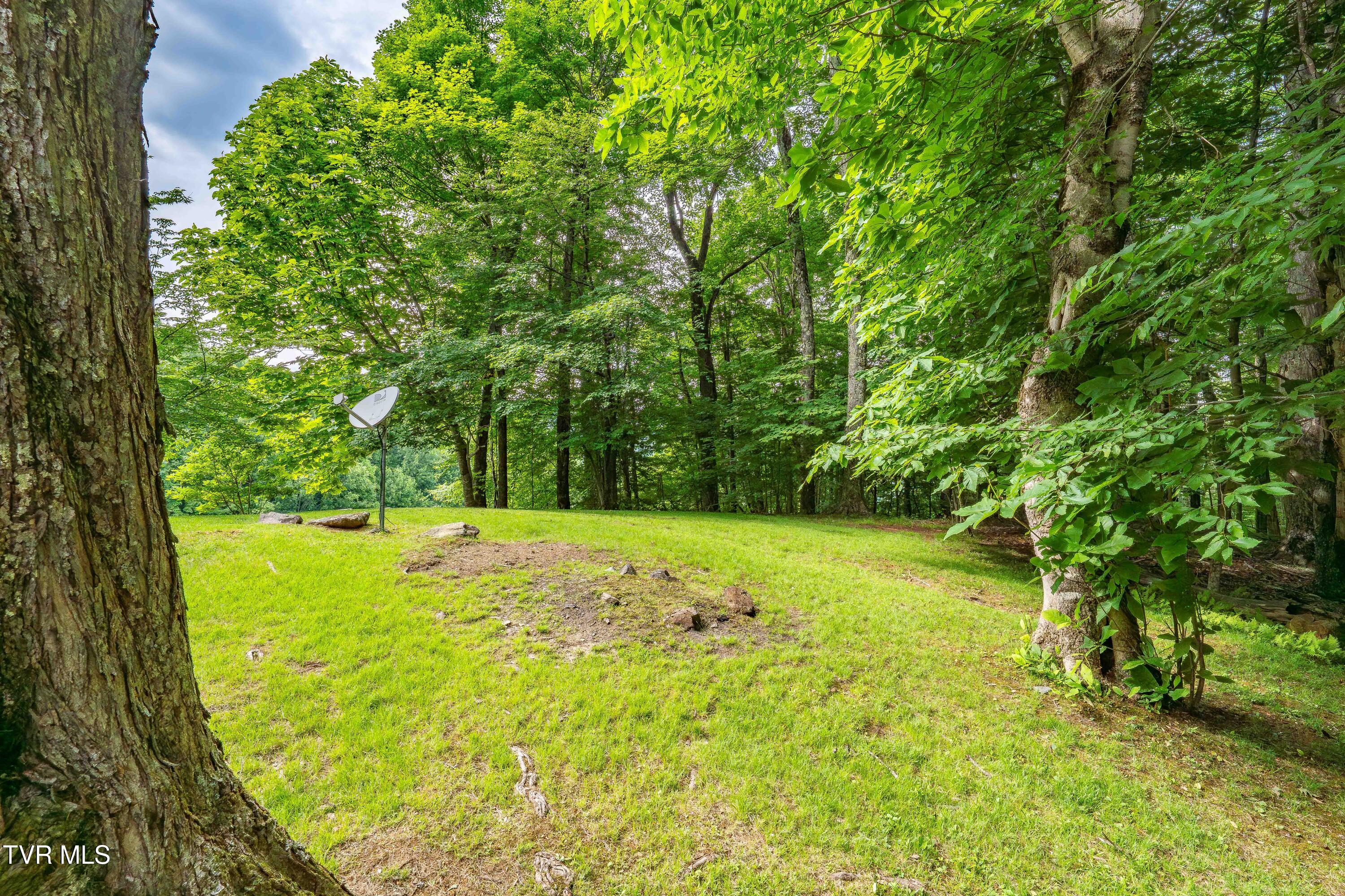 104 Crestwood Drive