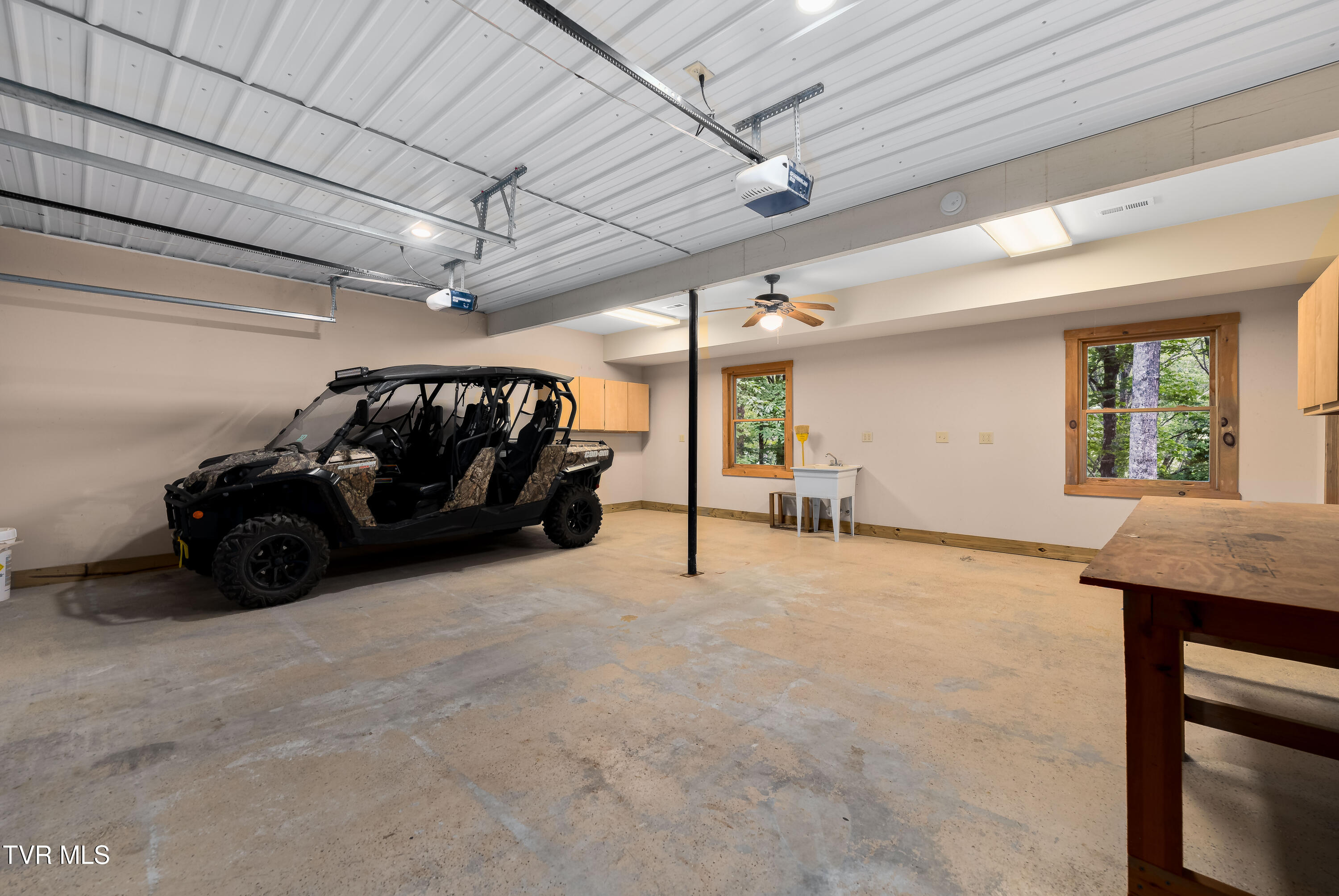 104 Crestwood Drive