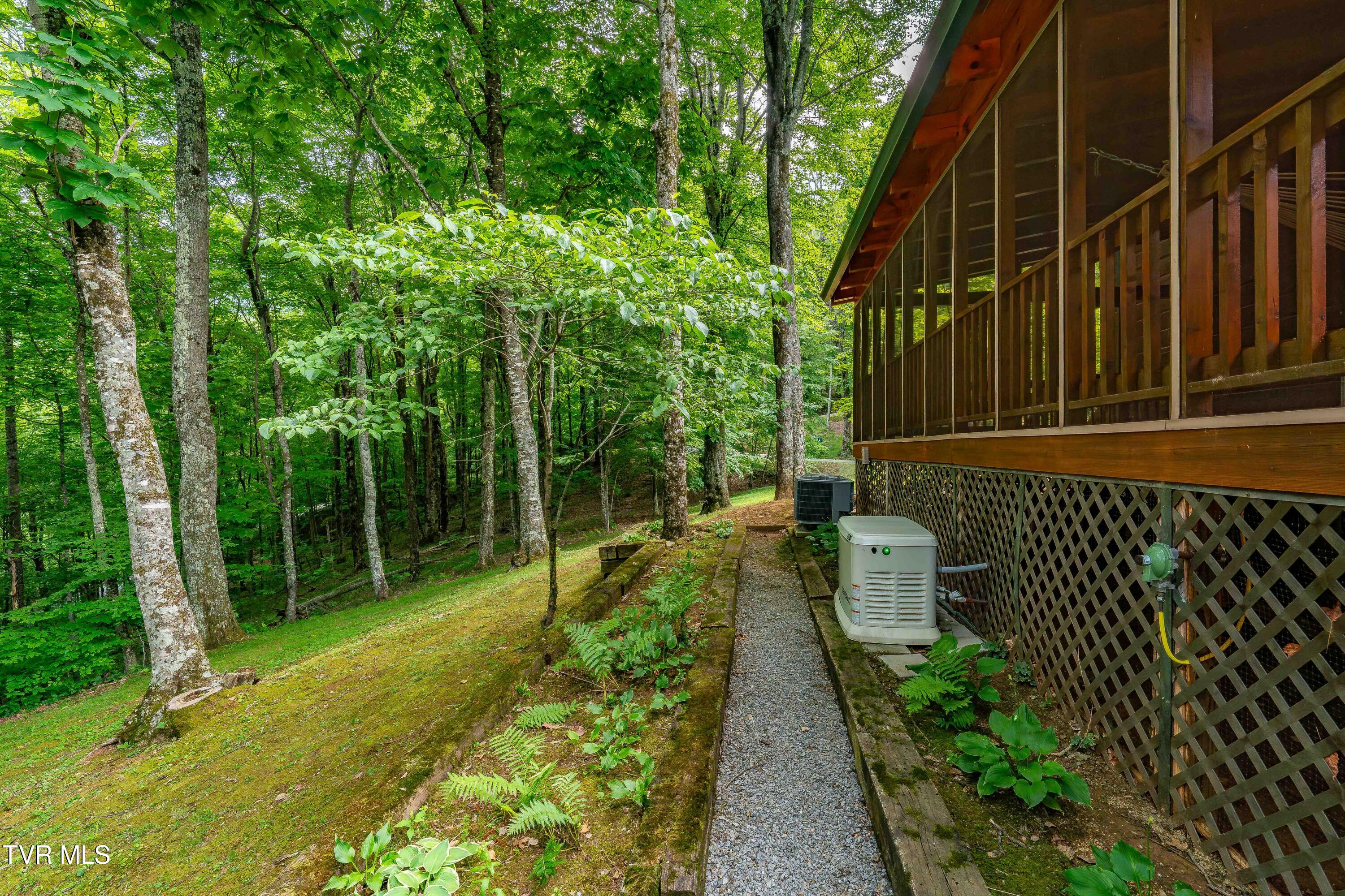 104 Crestwood Drive