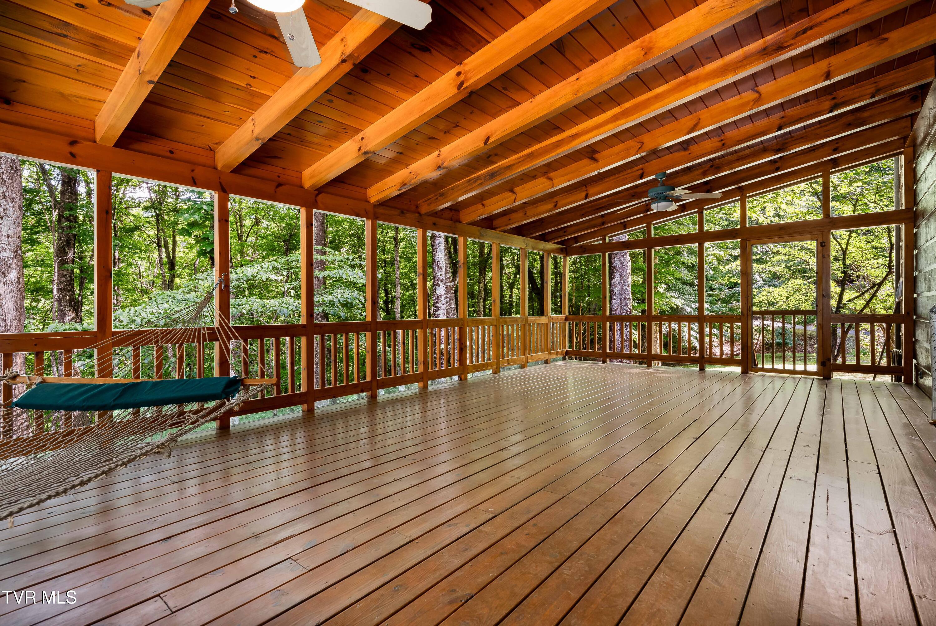 104 Crestwood Drive