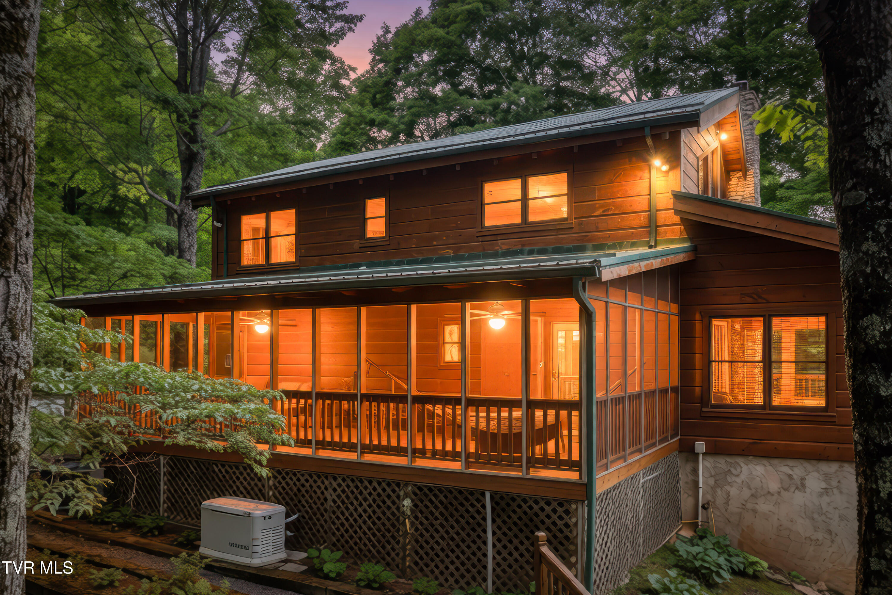 104 Crestwood Drive